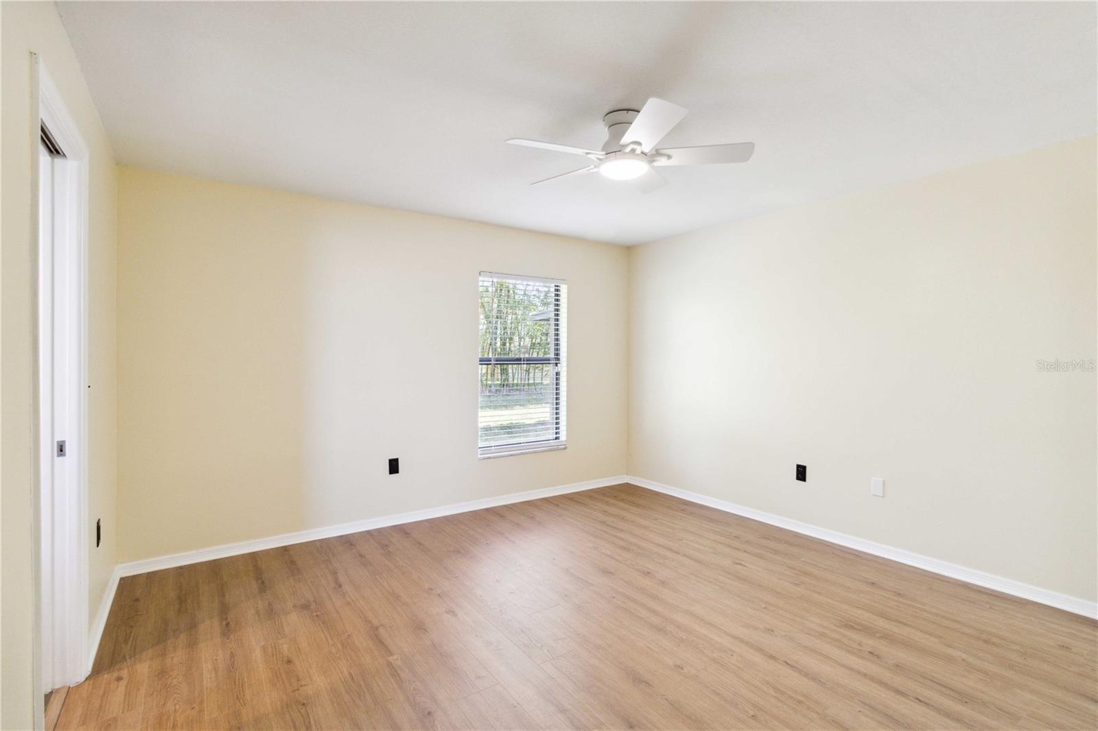 3509 65TH AVENUE CIR E