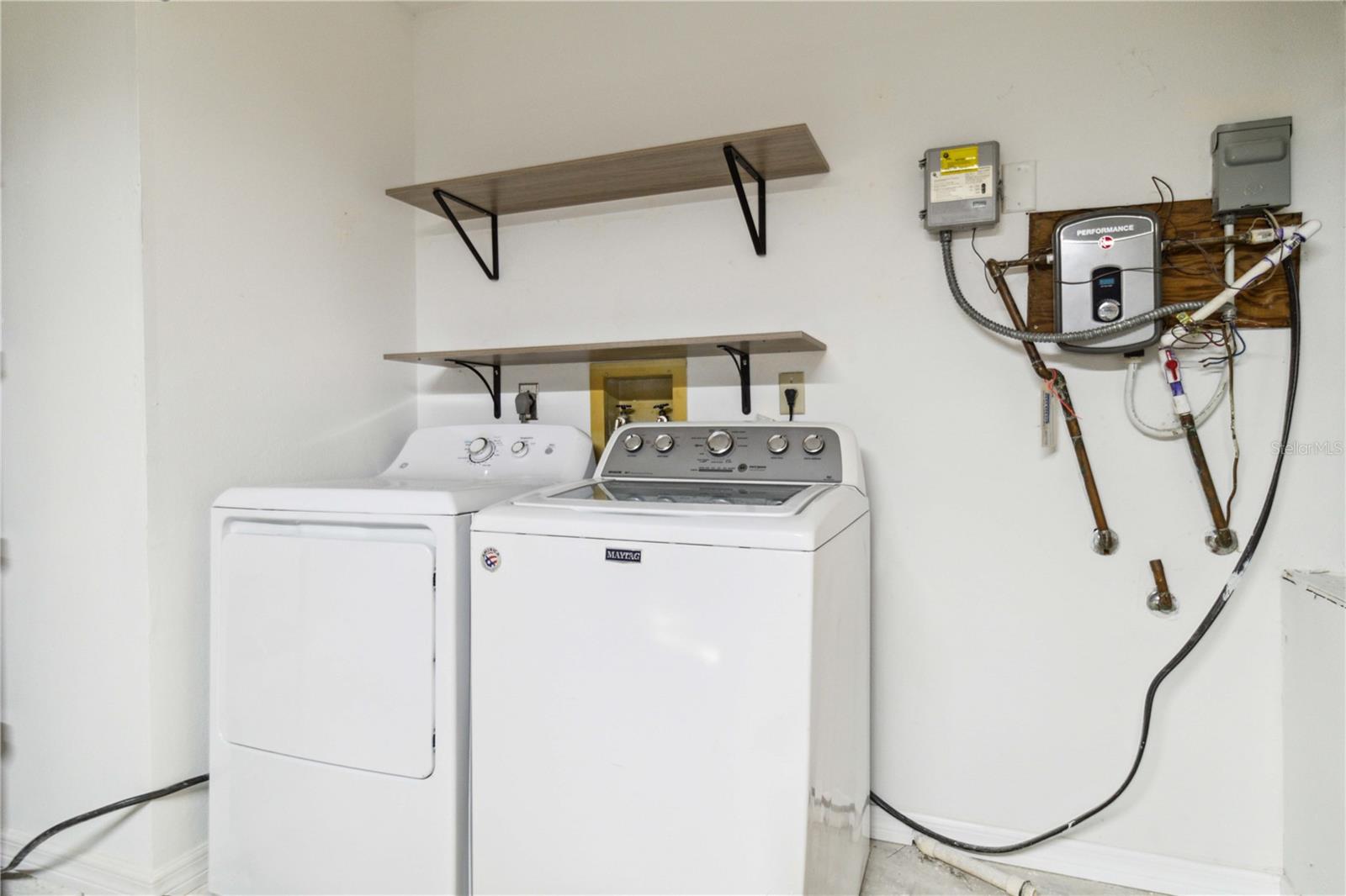 3509 65TH AVENUE CIR E