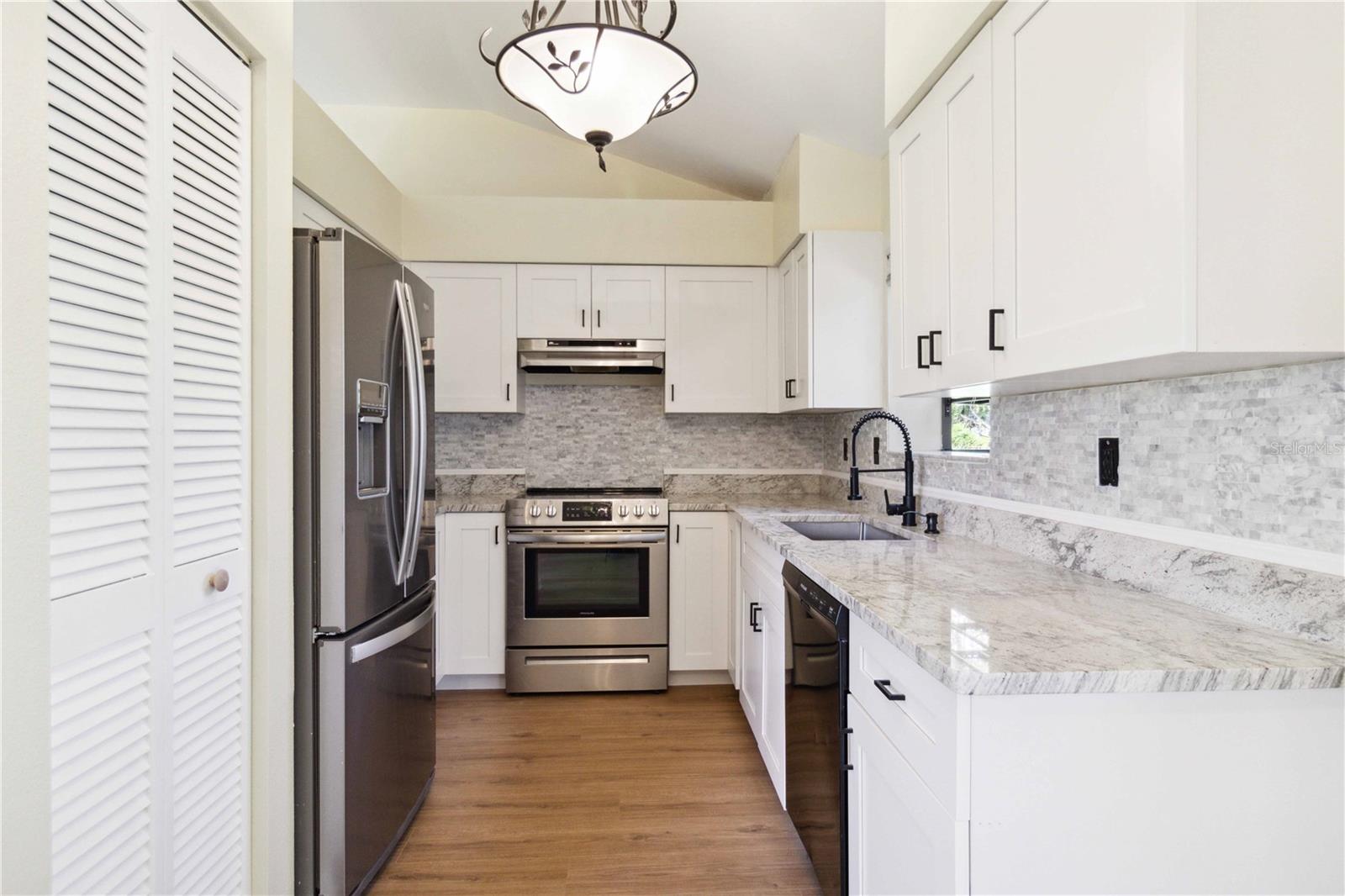 3509 65TH AVENUE CIR E