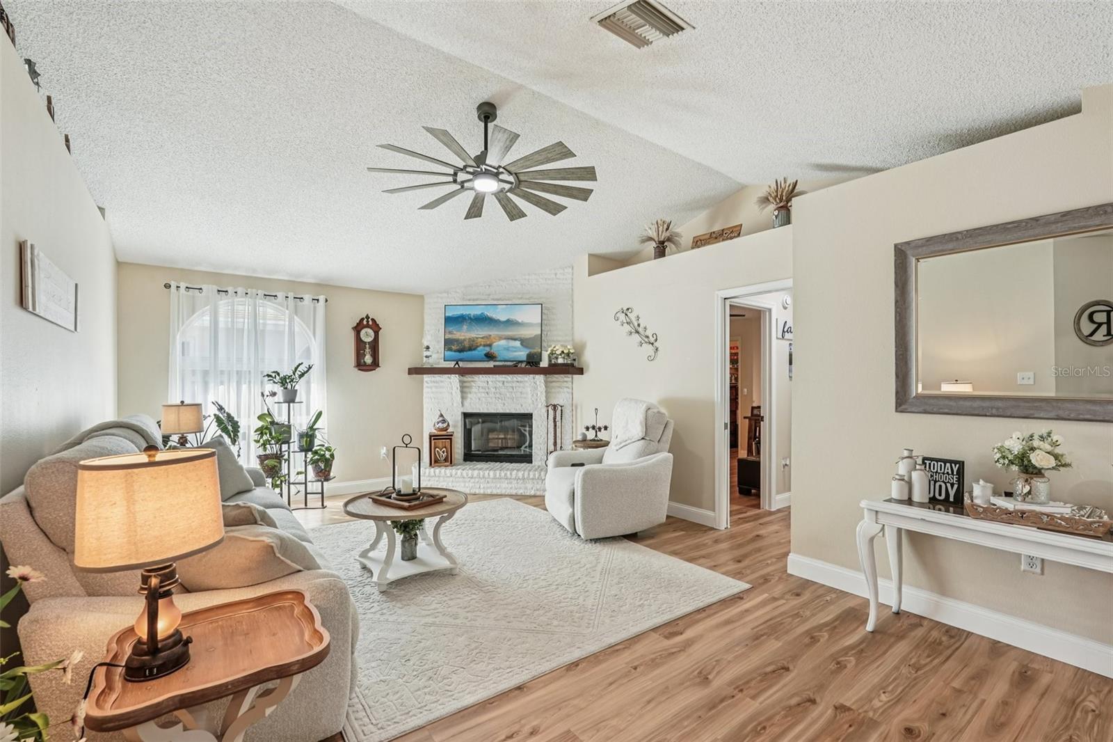 2304 SEATTLE SLEW DR