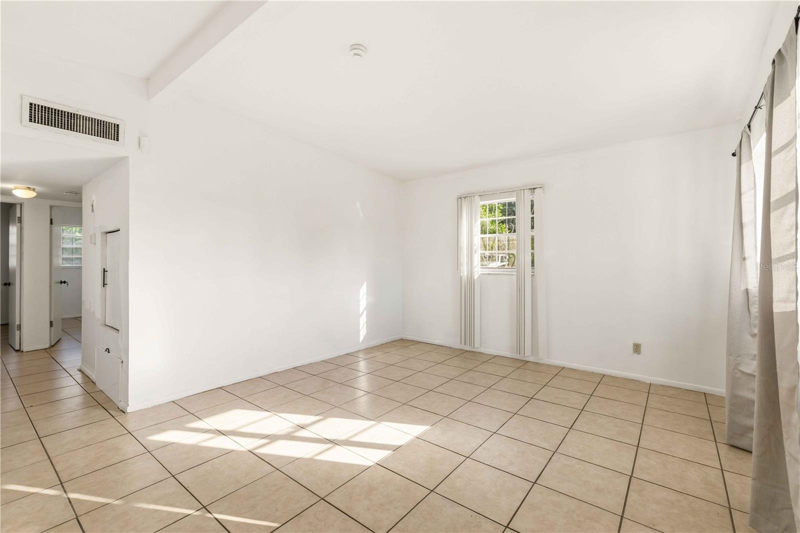 2615 9TH AVE. DRIVE E.
