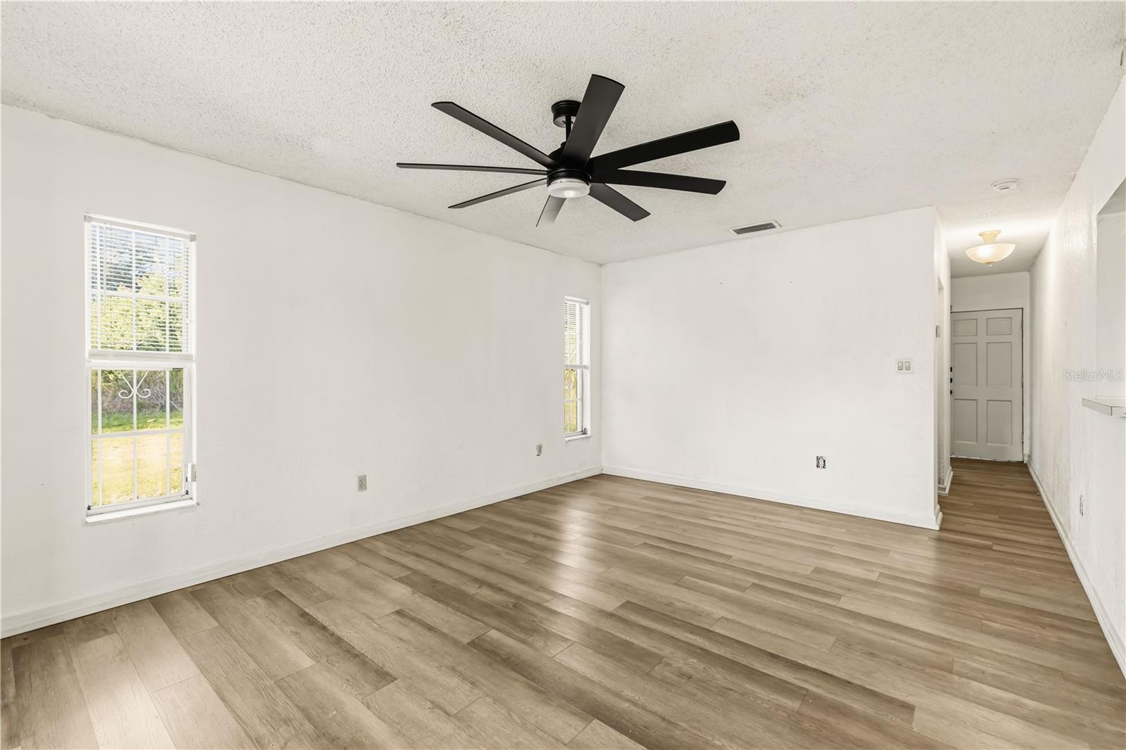 2615 9TH AVE. DRIVE E.