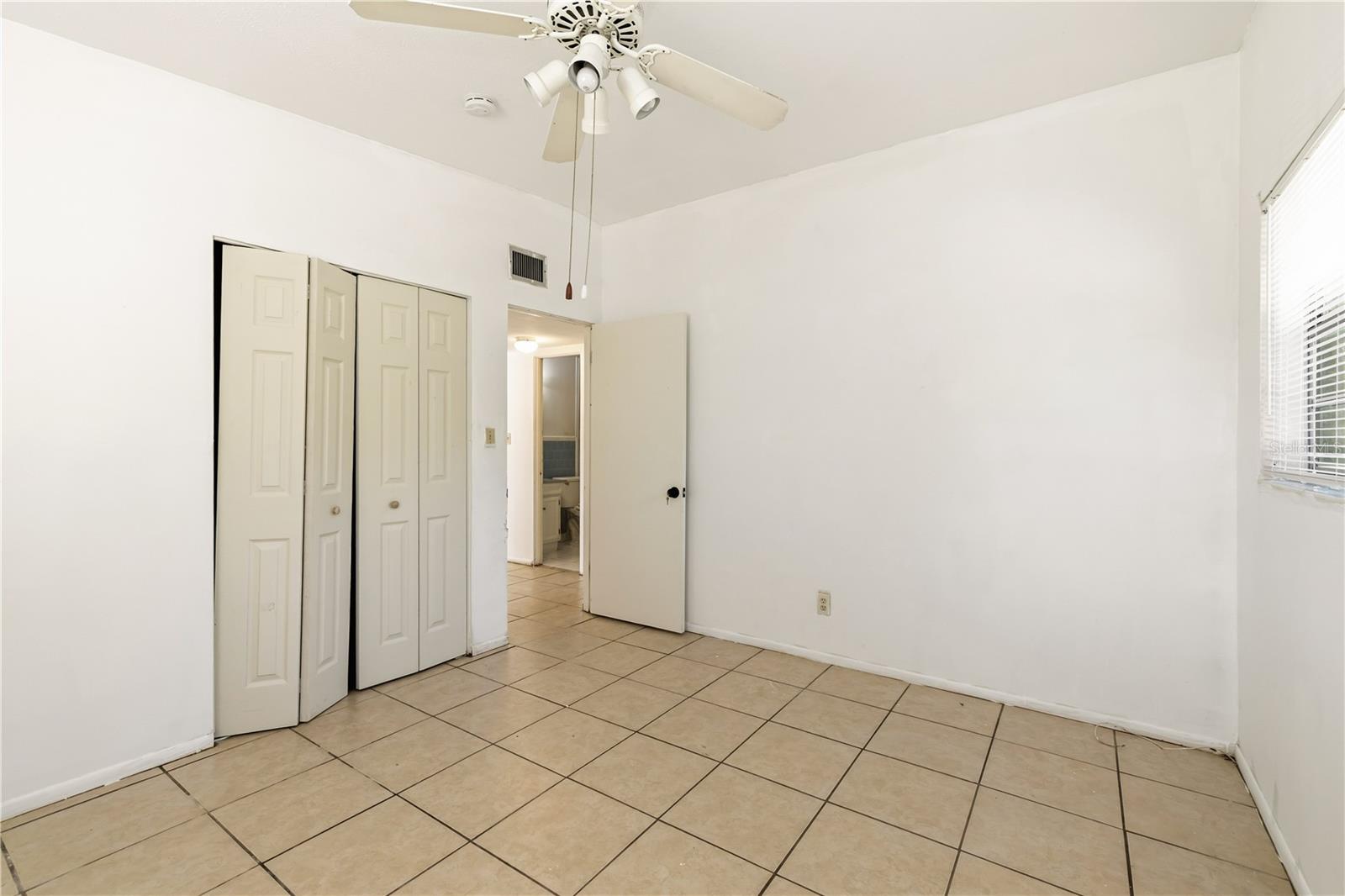 2615 9TH AVE. DRIVE E.