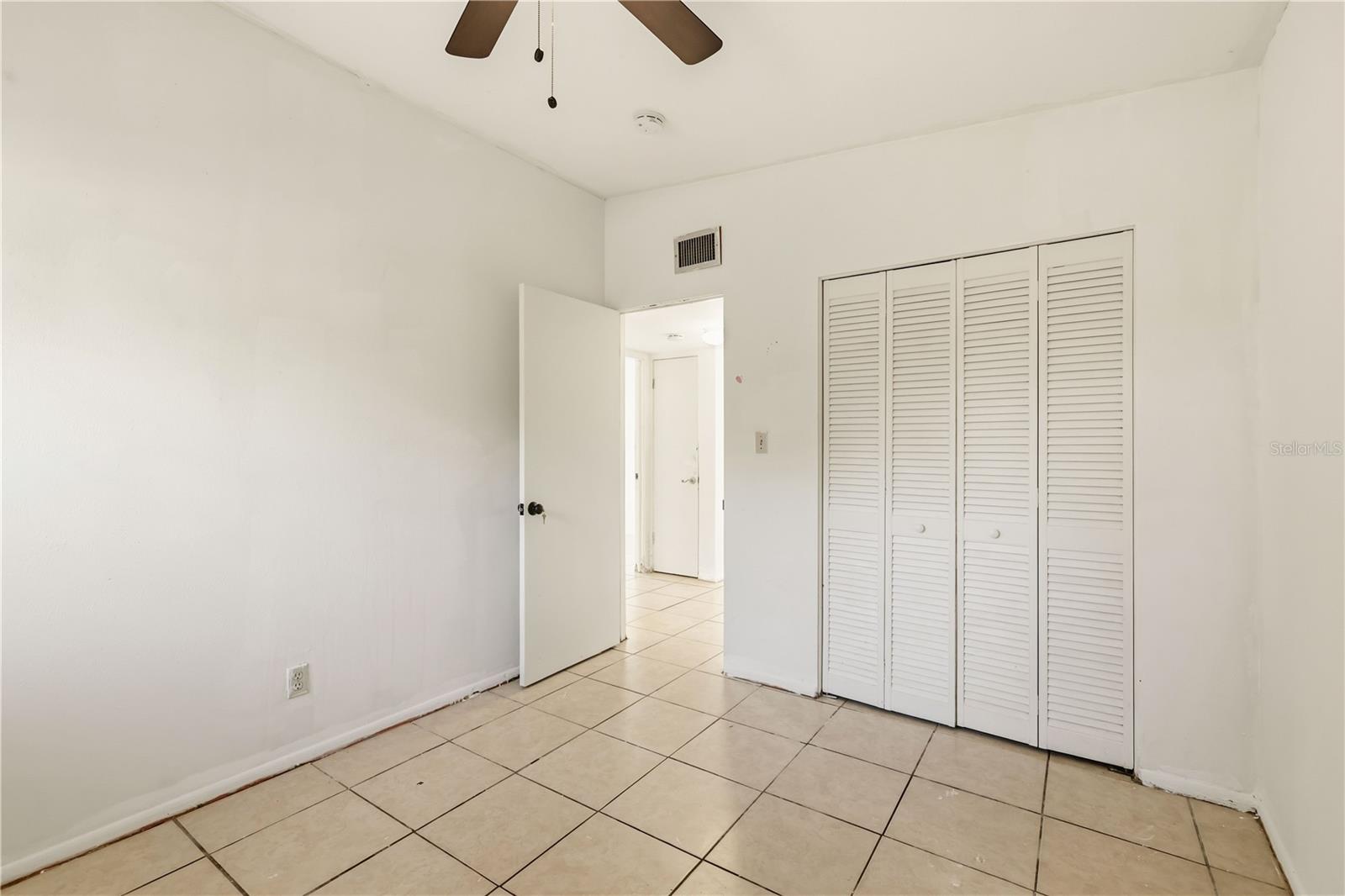 2615 9TH AVE. DRIVE E.