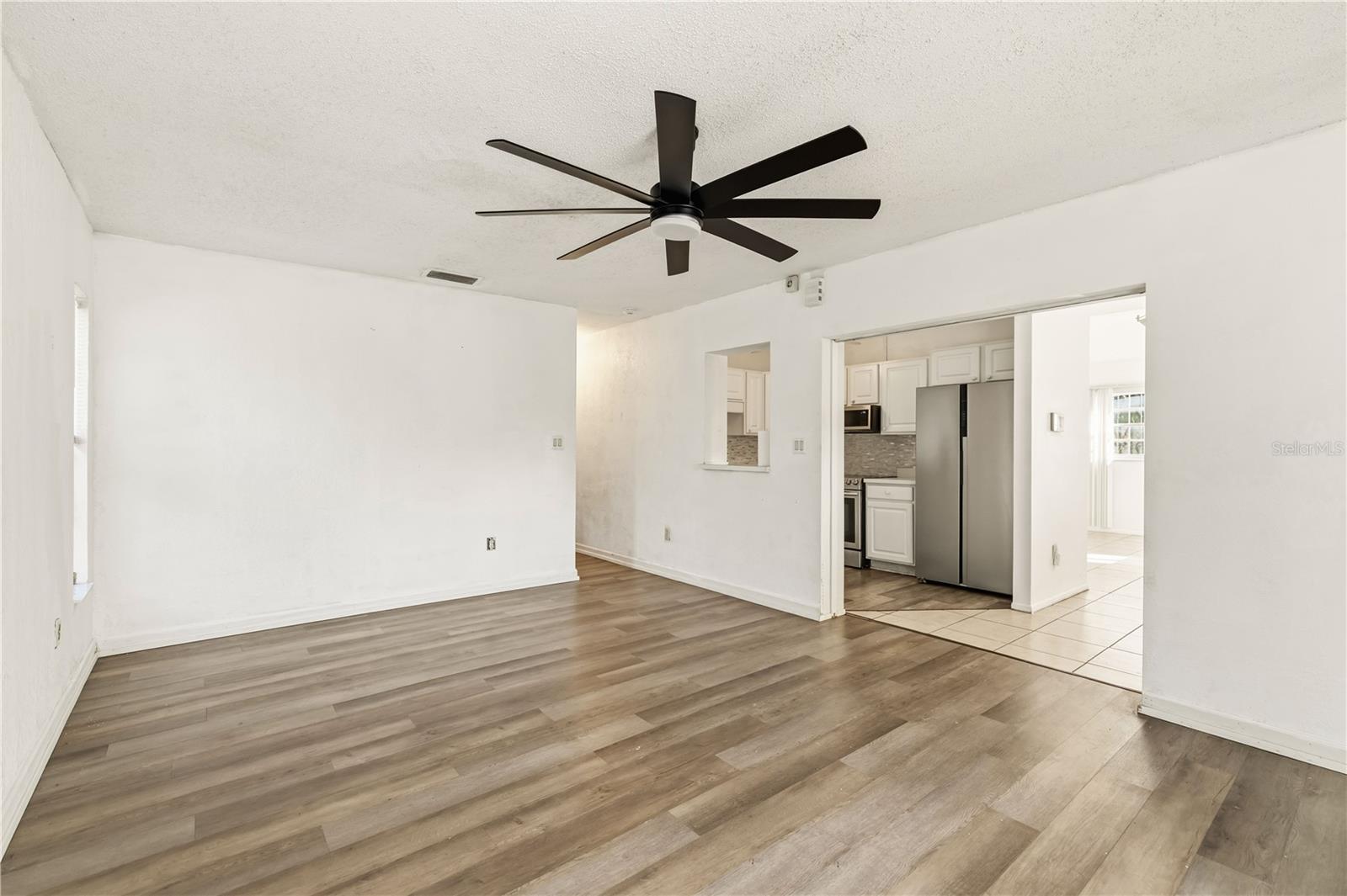 2615 9TH AVE. DRIVE E.
