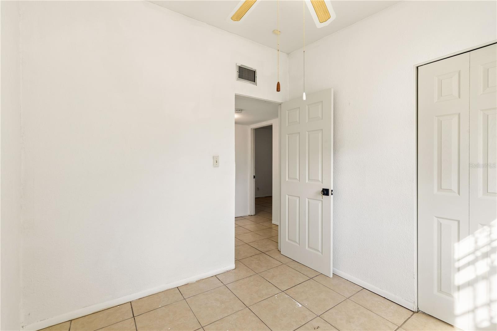 2615 9TH AVE. DRIVE E.