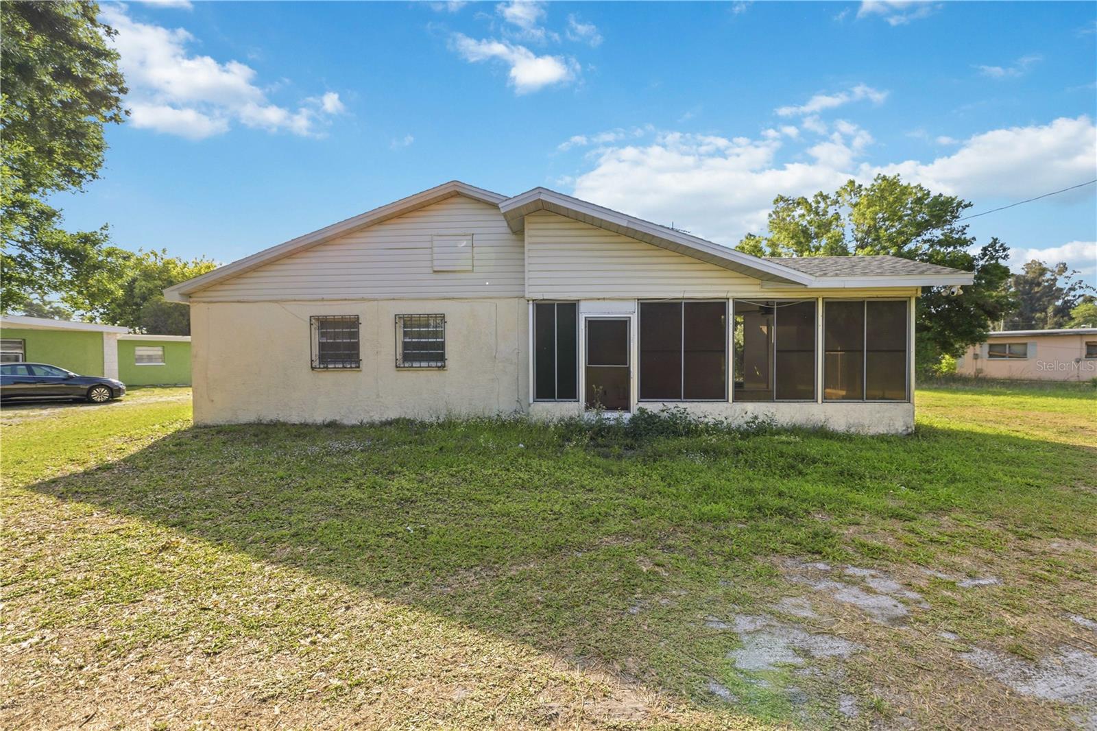 2615 9TH AVE. DRIVE E.