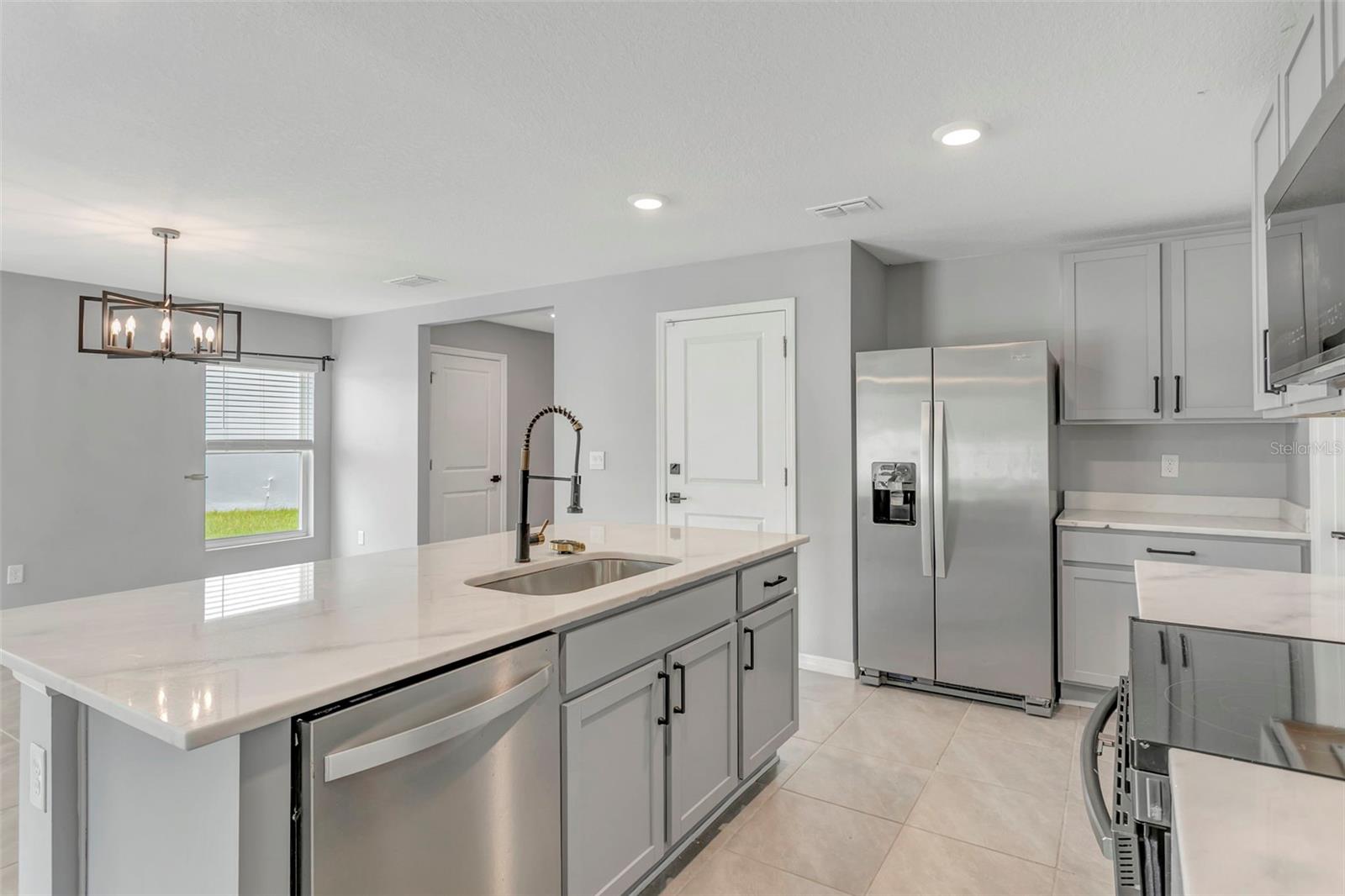 3140 ROCK SOUND ST
