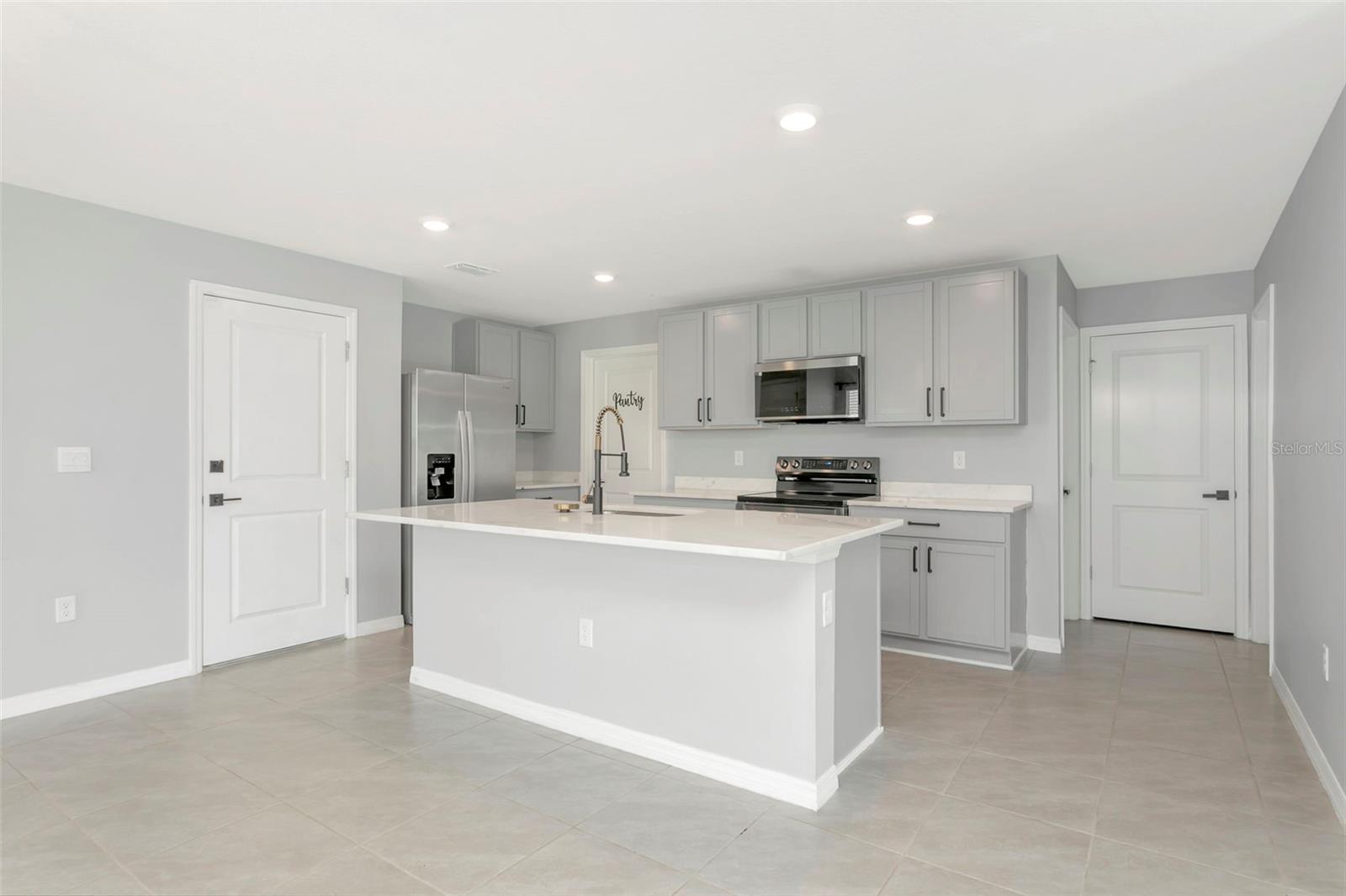 3140 ROCK SOUND ST