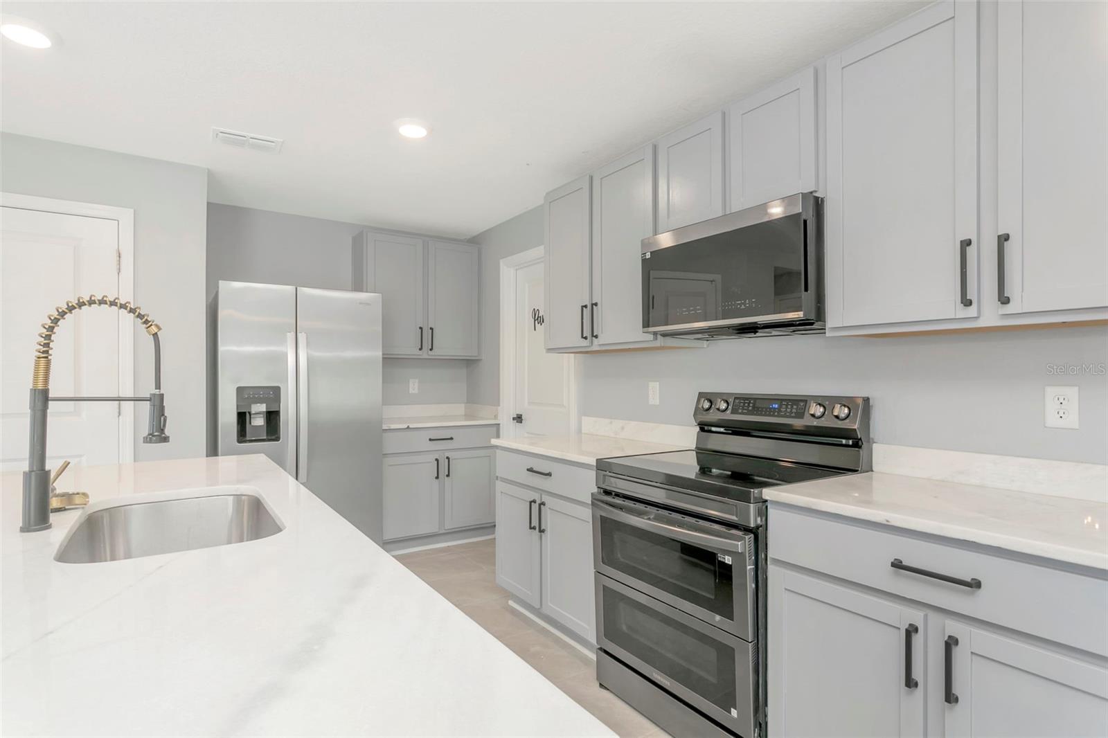 3140 ROCK SOUND ST
