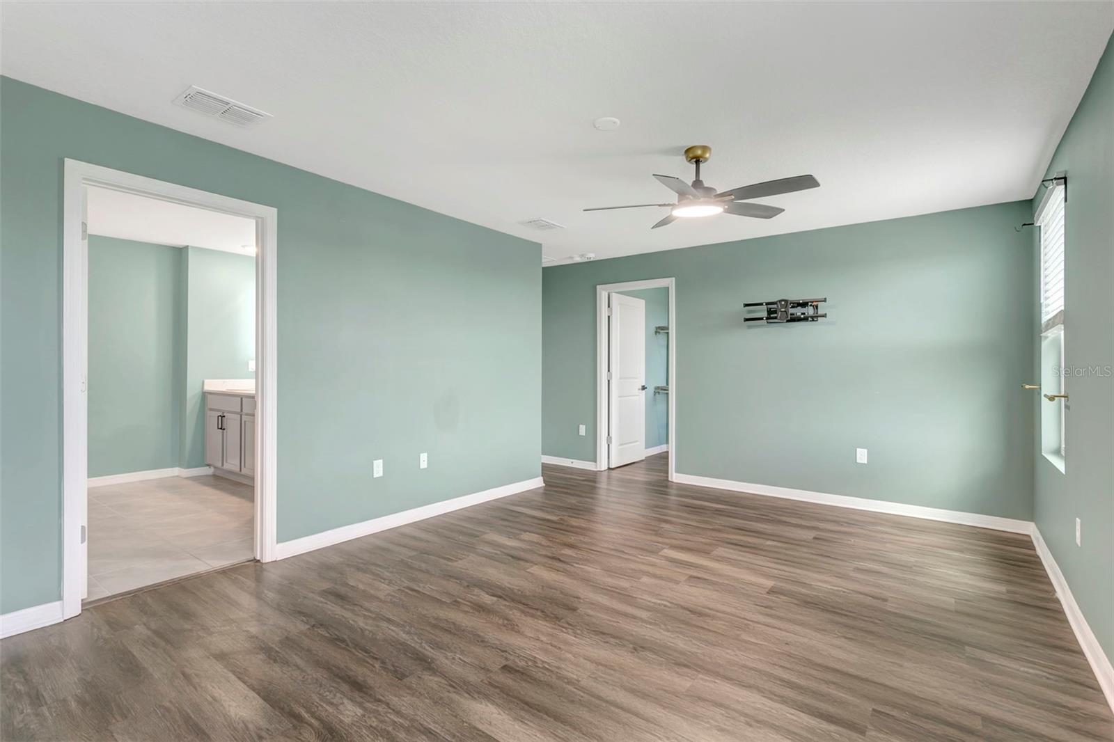 3140 ROCK SOUND ST