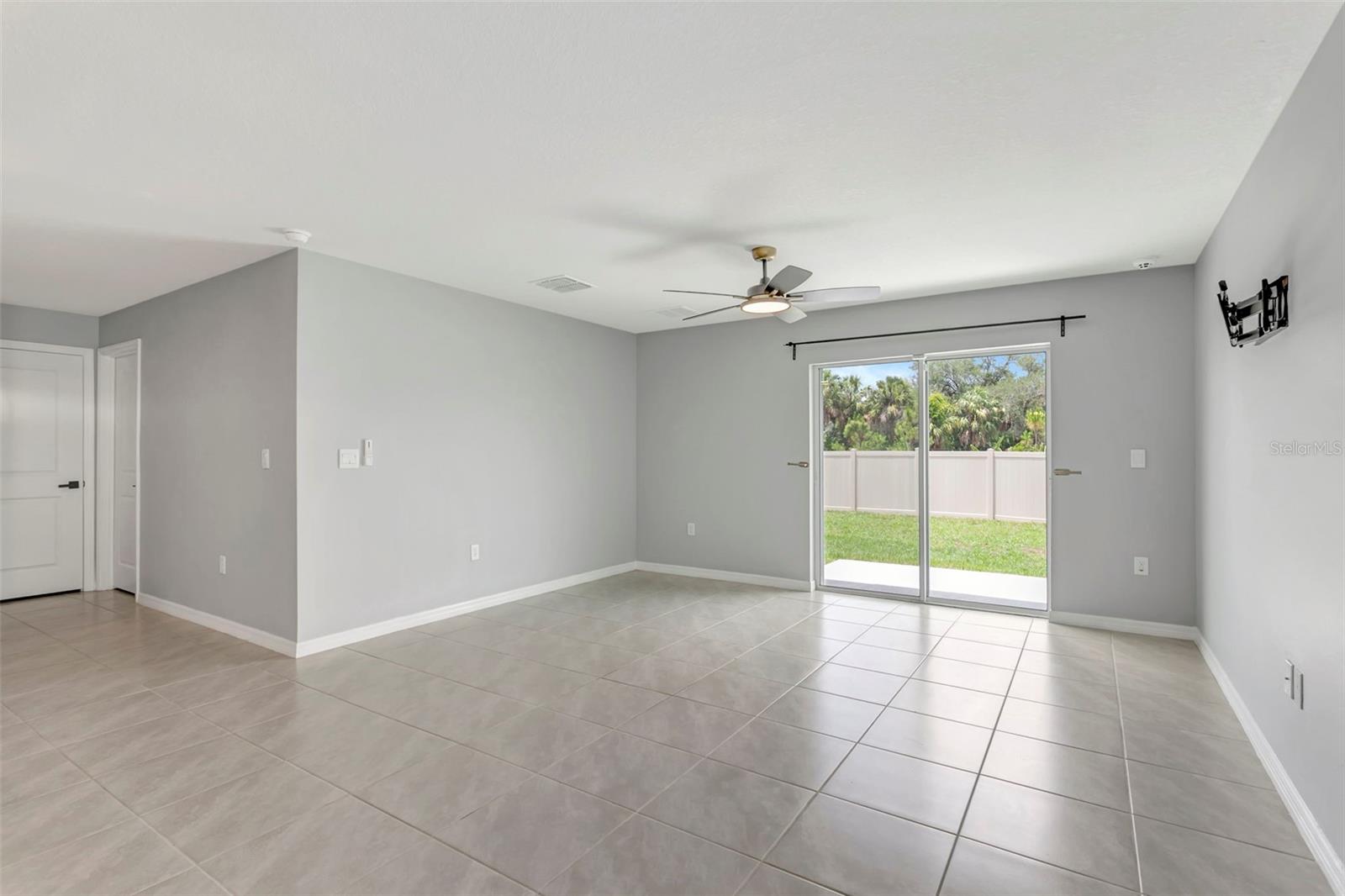 3140 ROCK SOUND ST