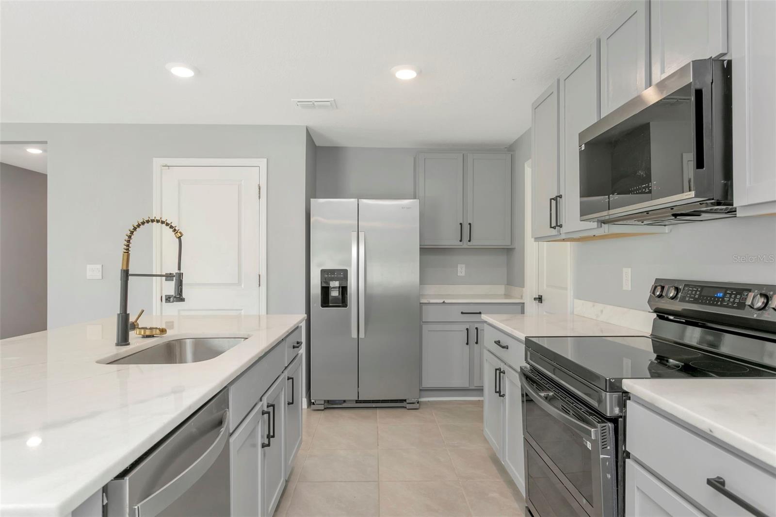 3140 ROCK SOUND ST
