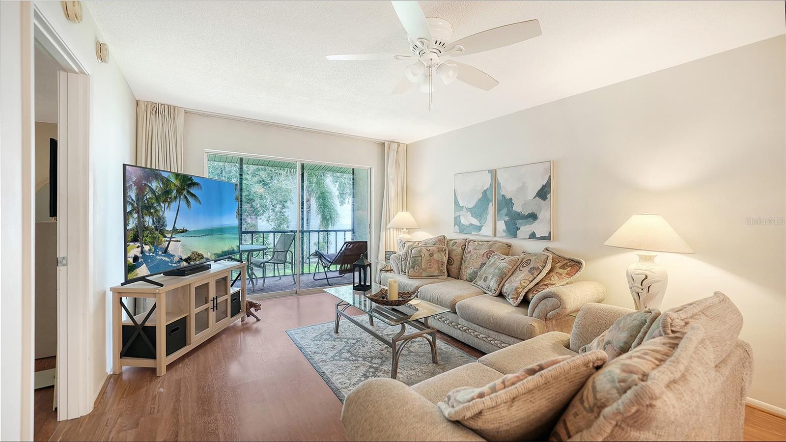 2260 STICKNEY POINT RD #324