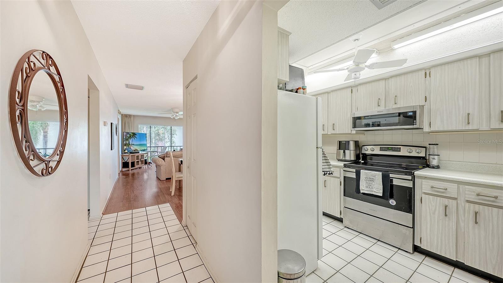 2260 STICKNEY POINT RD #324