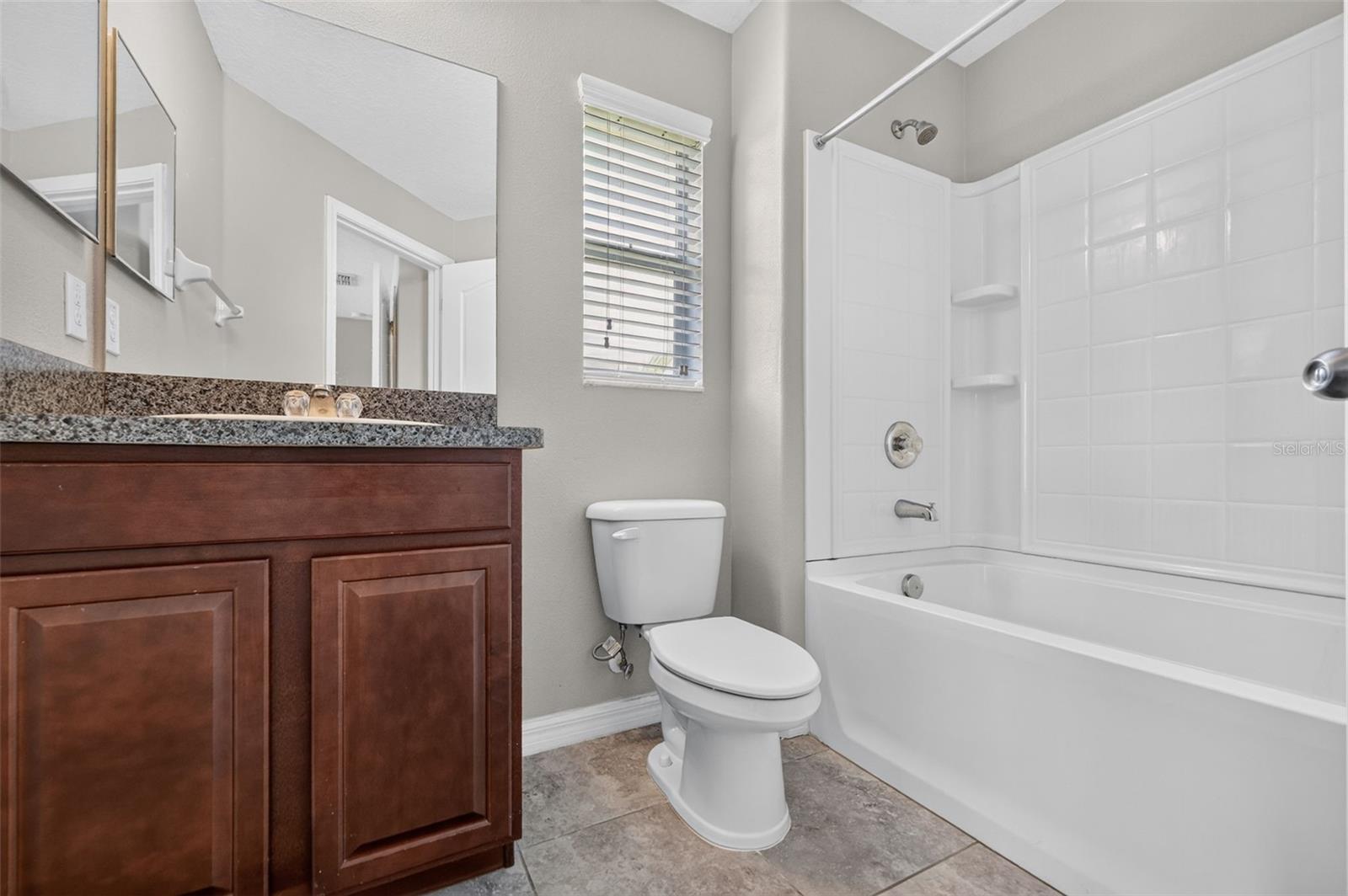 1702 IVORY GOOSE PL