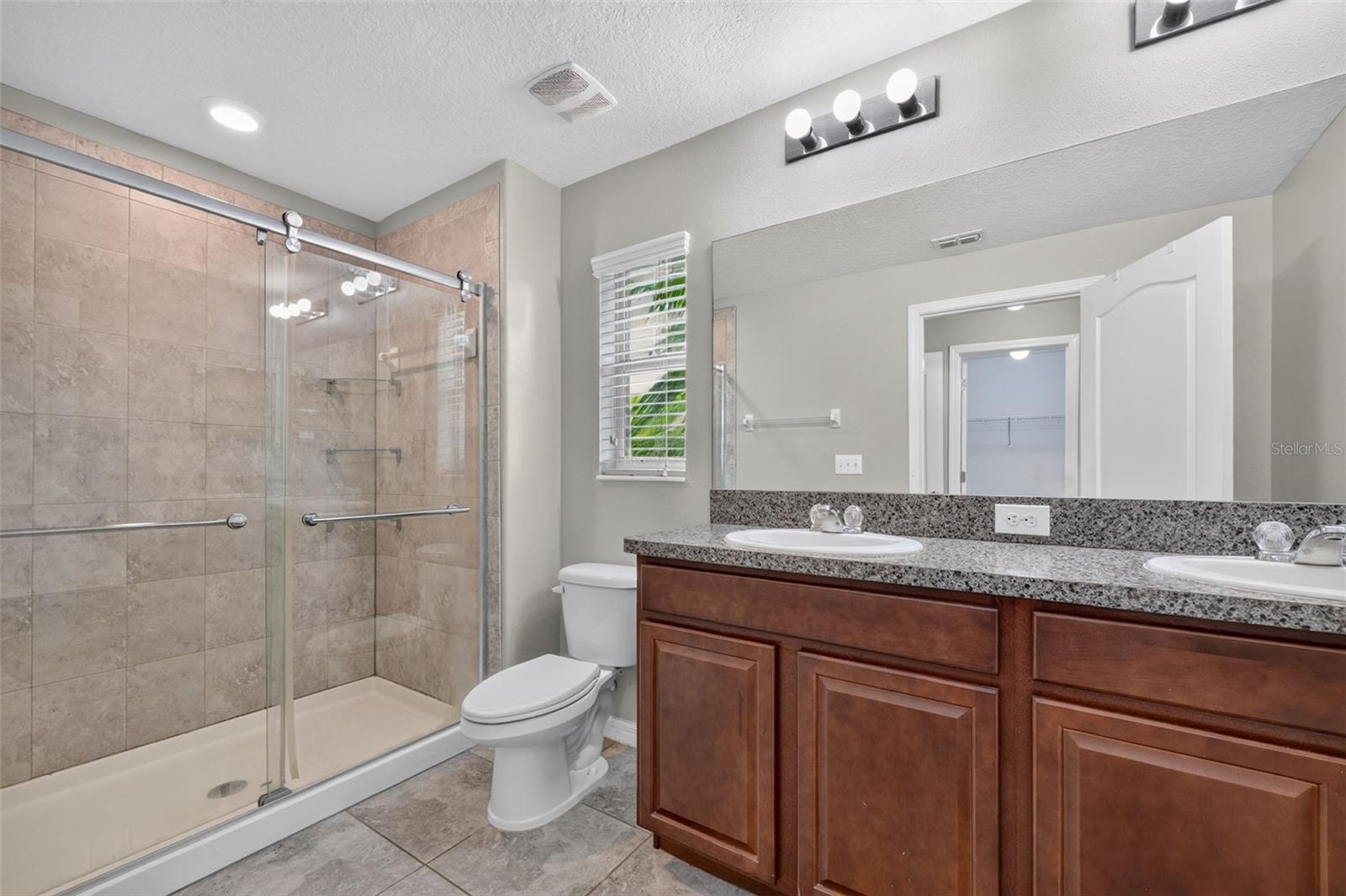 1702 IVORY GOOSE PL