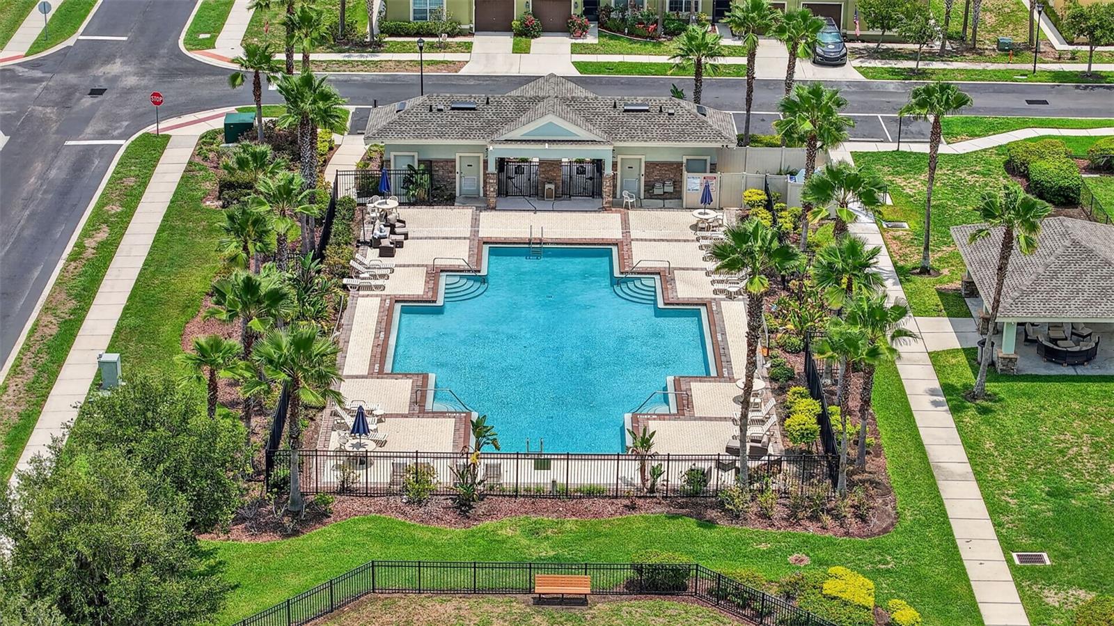 1702 IVORY GOOSE PL