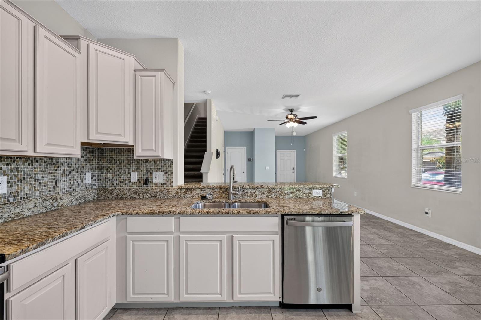 1702 IVORY GOOSE PL