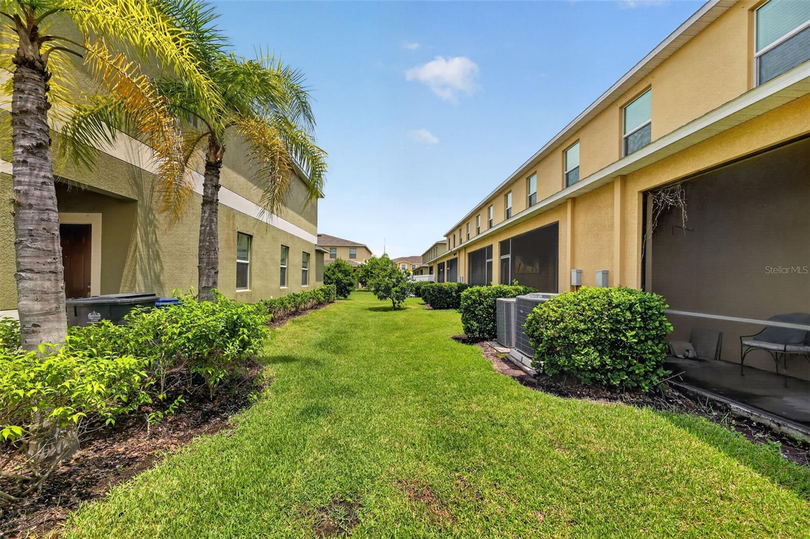 1702 IVORY GOOSE PL
