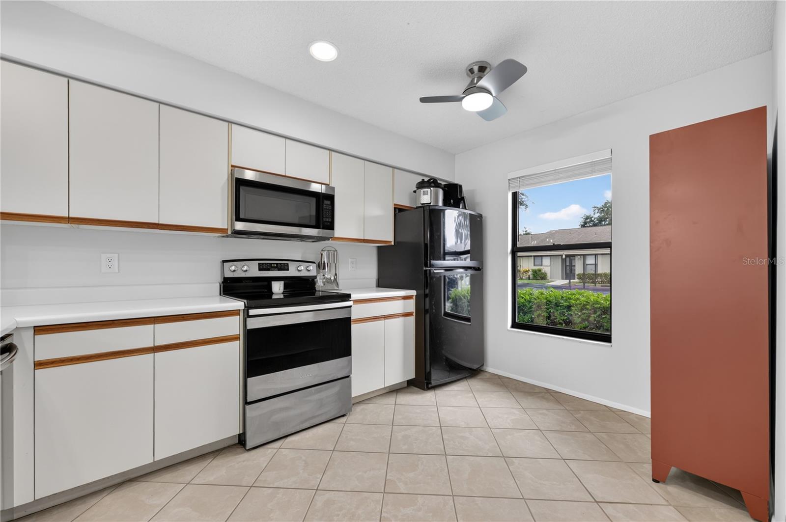 2707 60TH AVENUE TER W