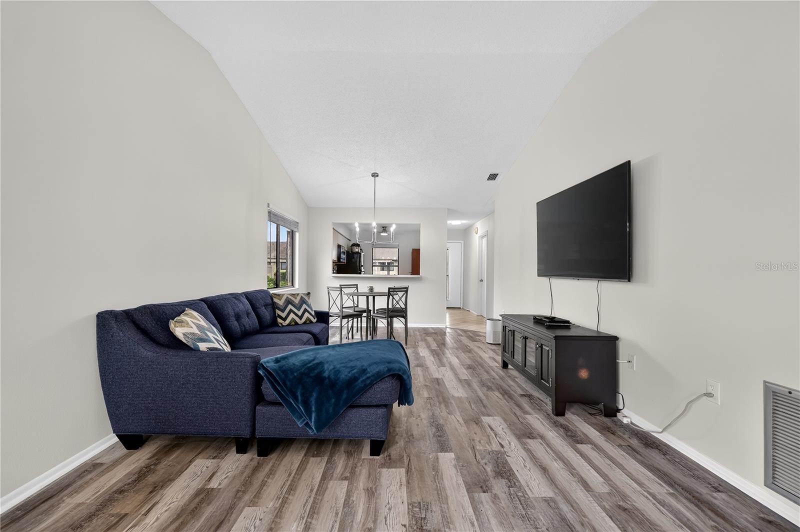 2707 60TH AVENUE TER W