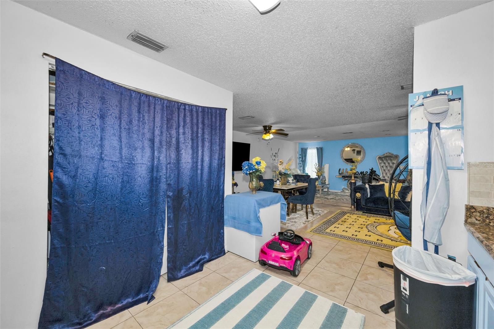 7526 CAROLTON CIR