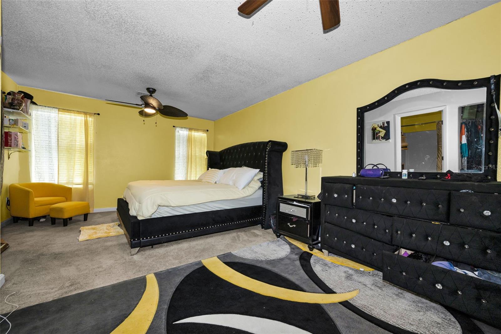 7526 CAROLTON CIR
