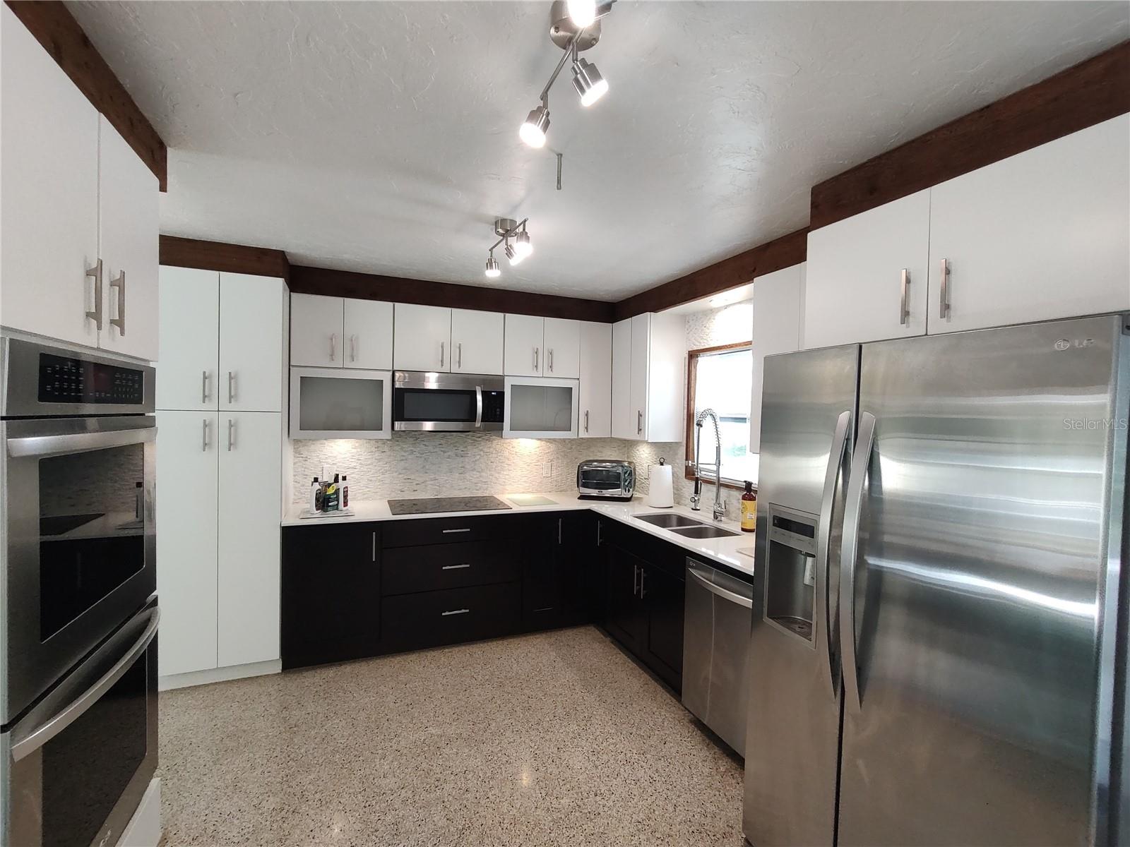 3400 CLARK DR