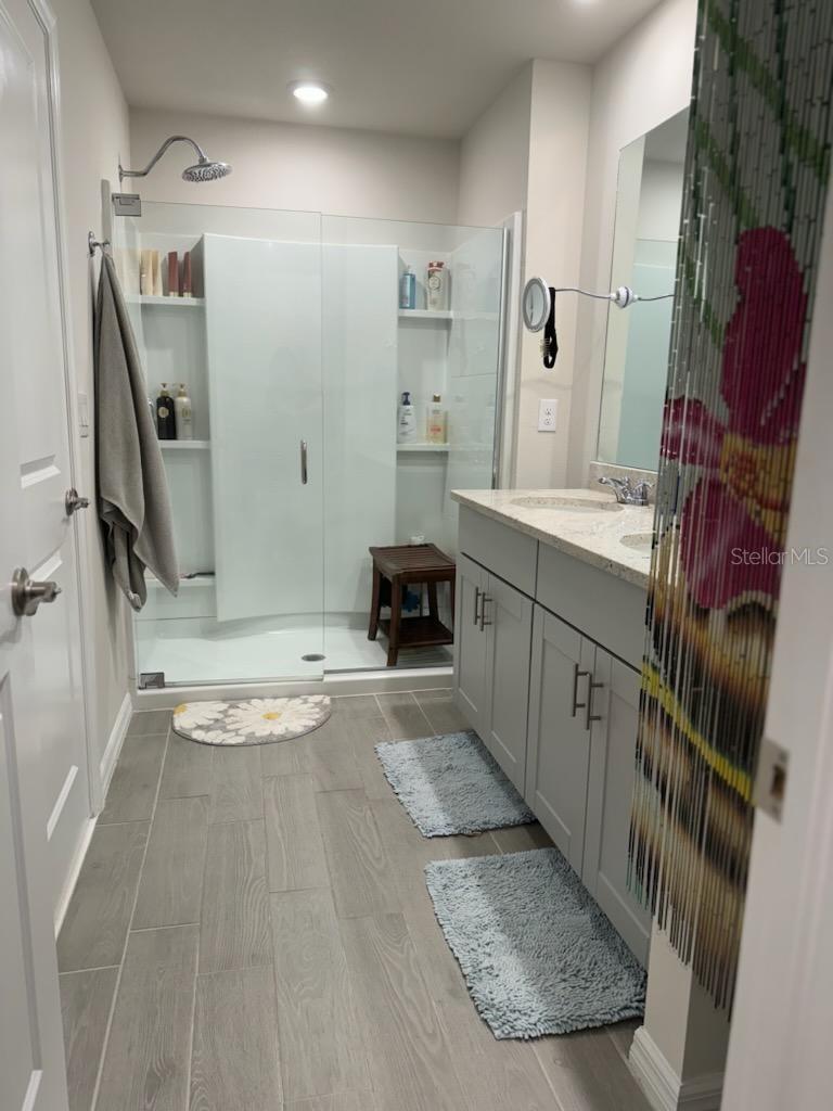 2714 CHESTNUT CREEK PL