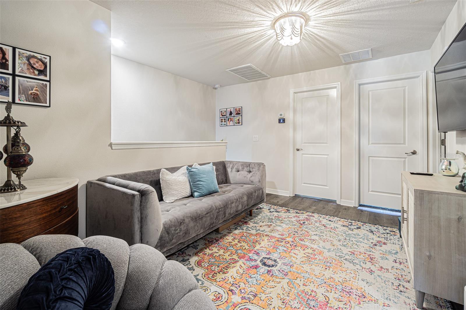 2714 CHESTNUT CREEK PL