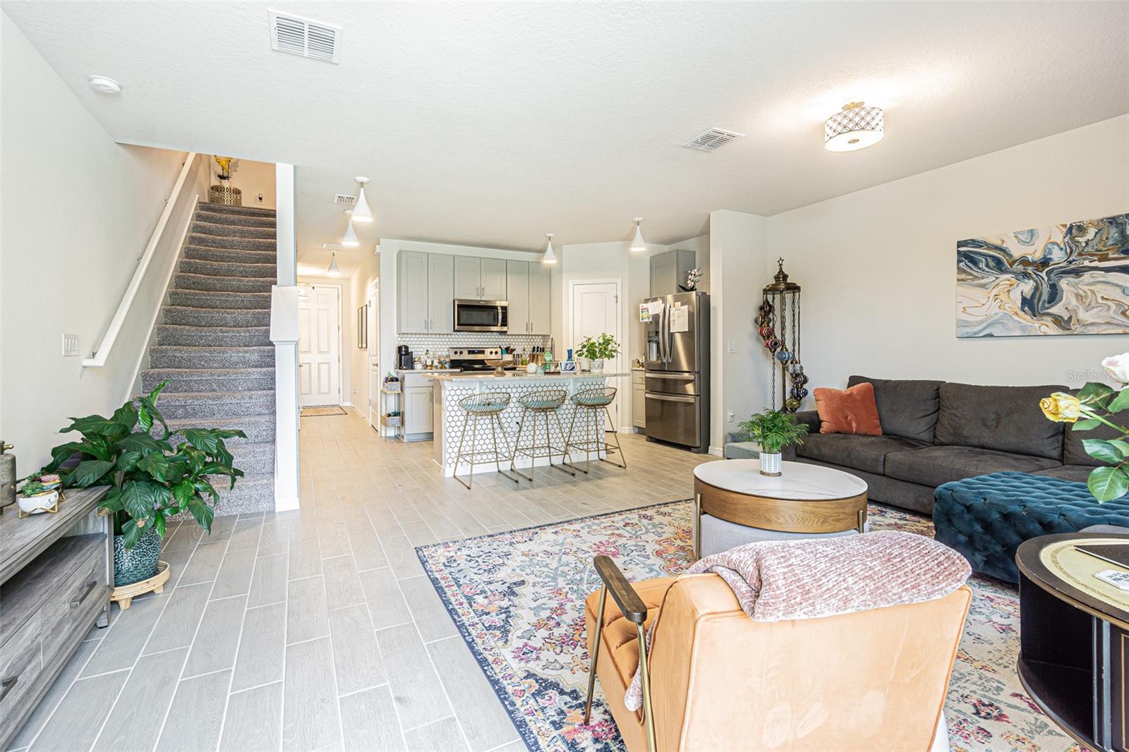 2714 CHESTNUT CREEK PL