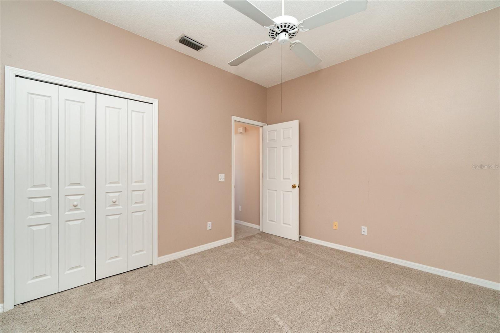 324 FAREHAM DR