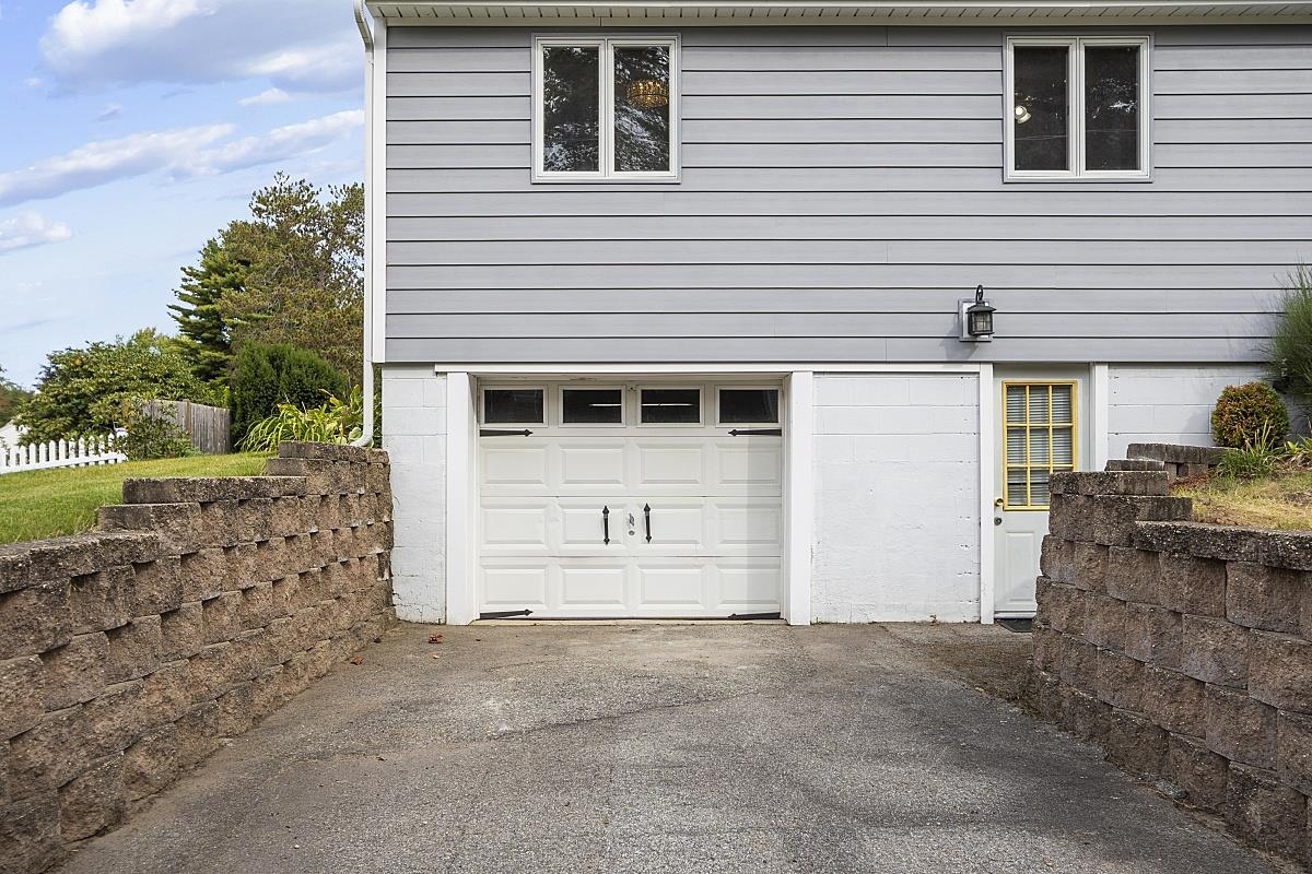 24 Maclarnon Road
