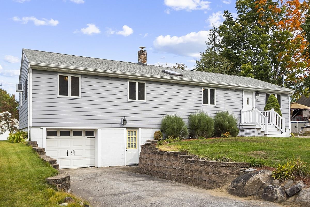 24 Maclarnon Road