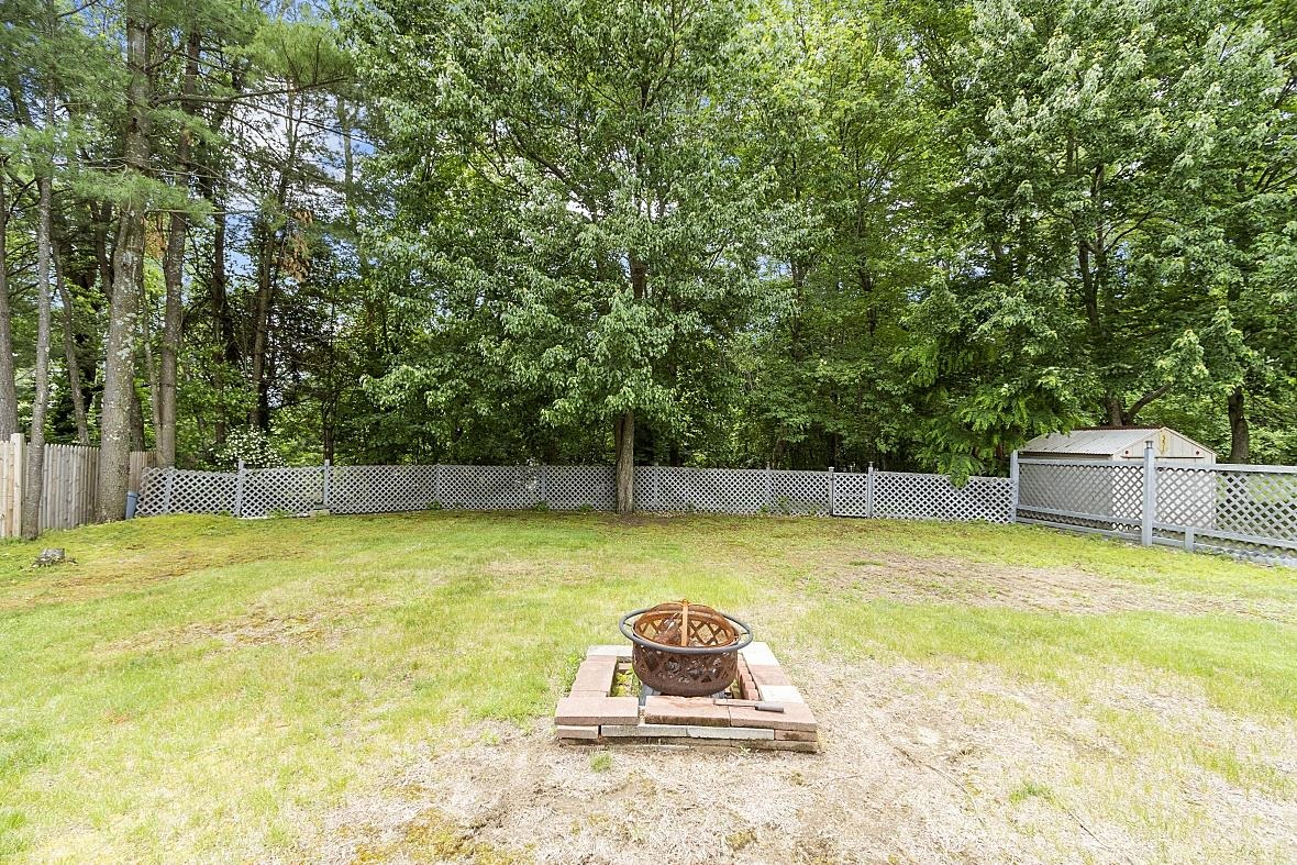 351 South Mammoth Road