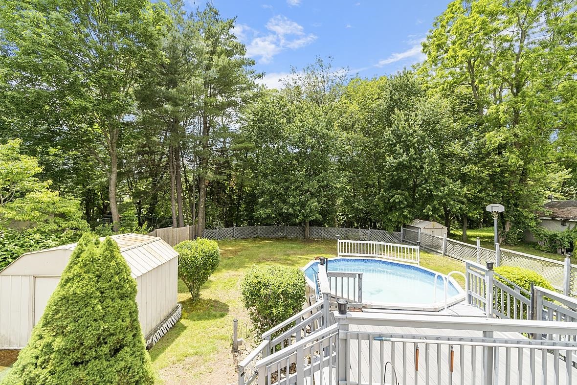 351 South Mammoth Road