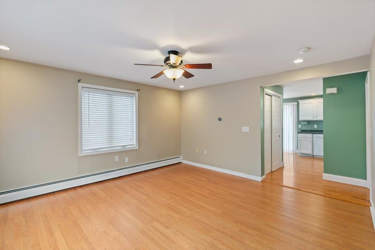 11 Valley West Way