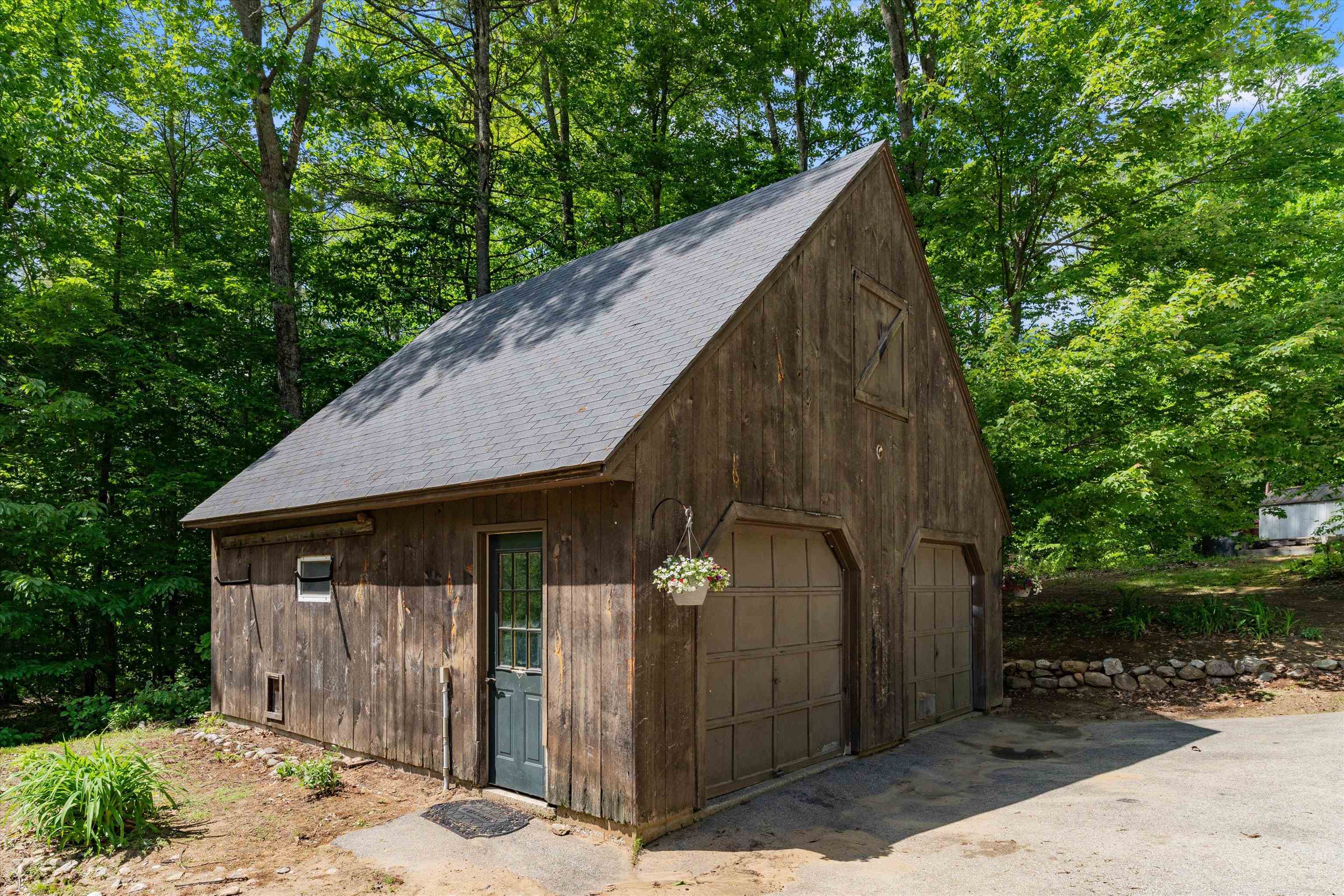 133 Mountain Road