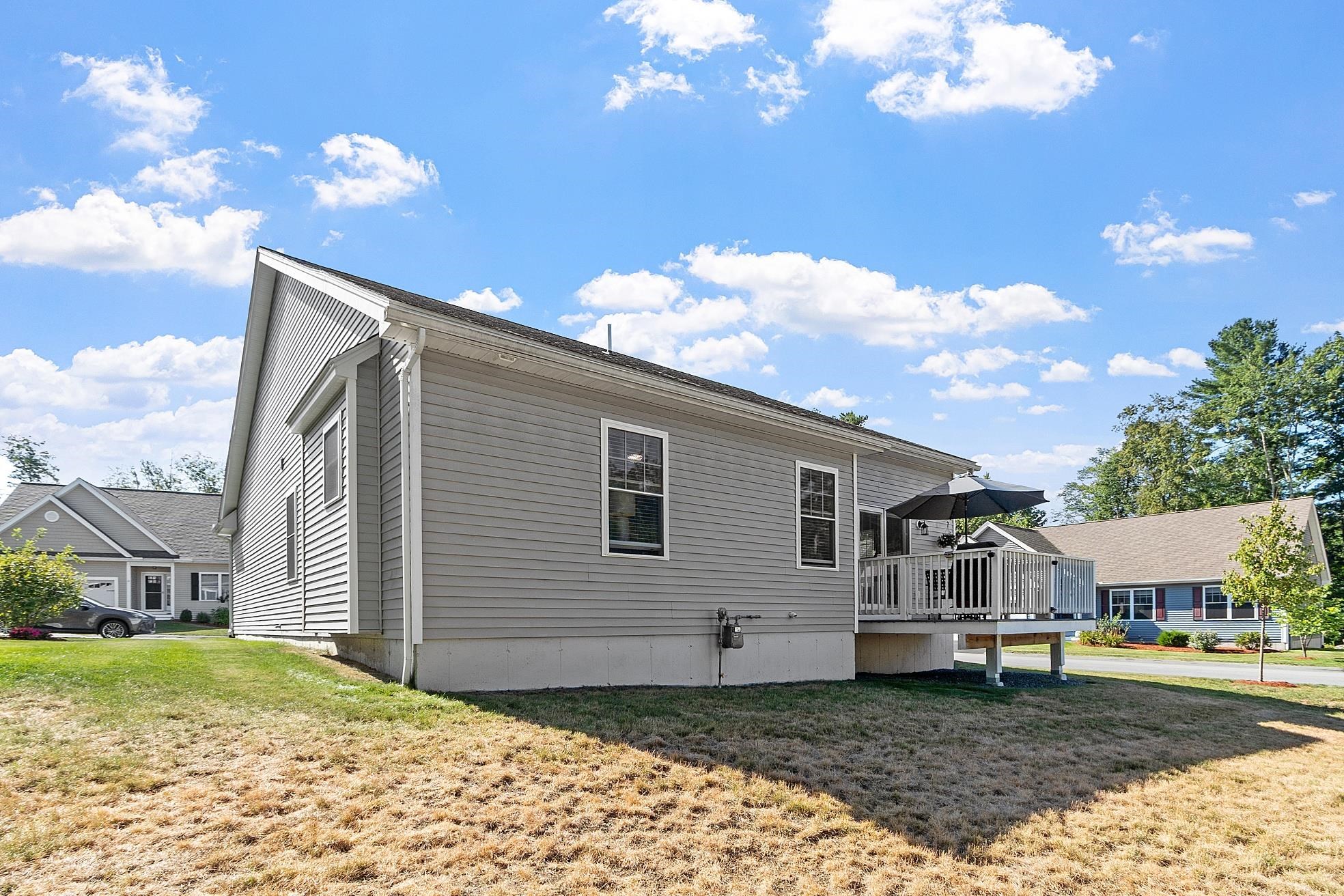 1 Redwood Road Unit: 216/28