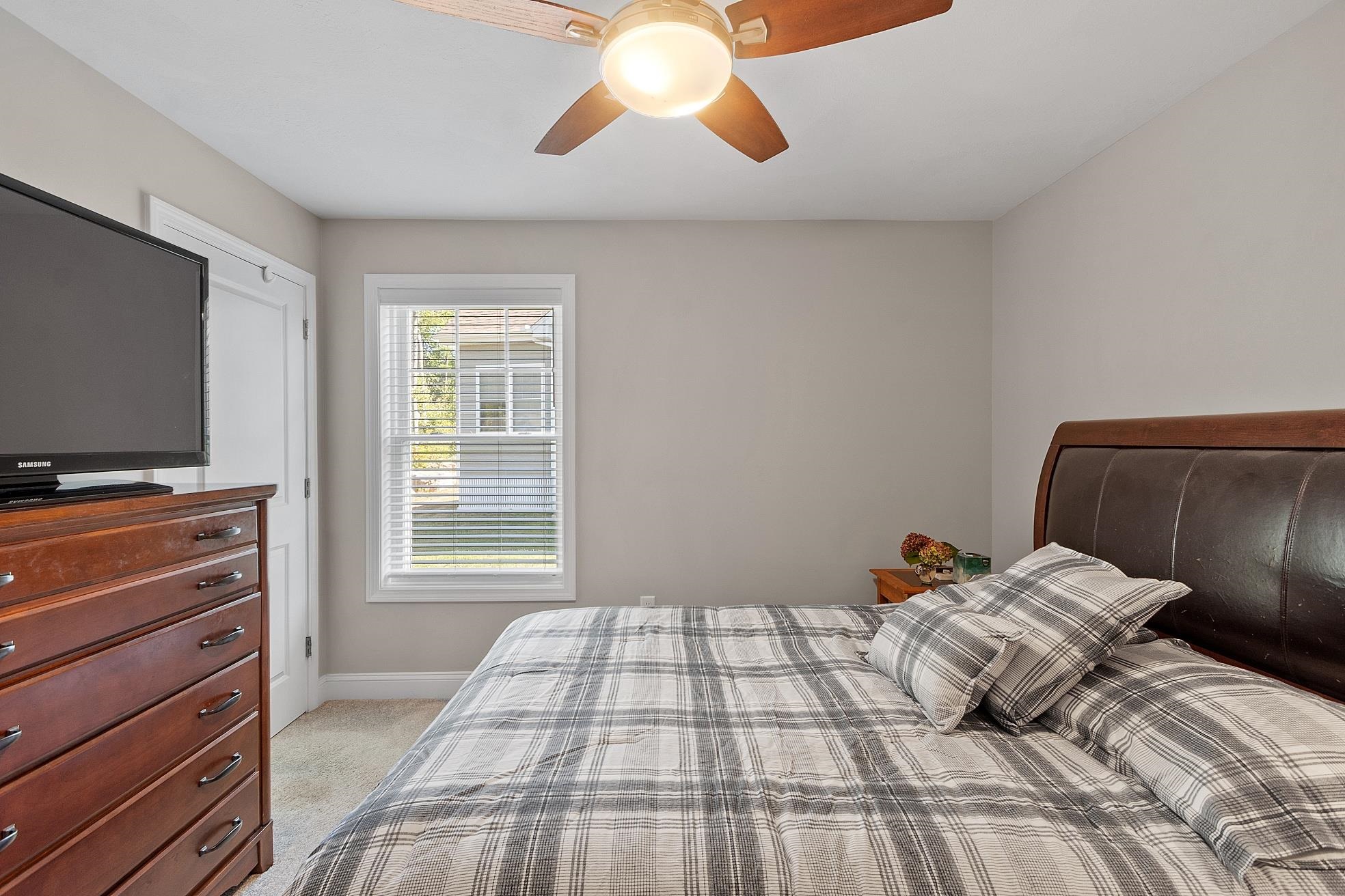 1 Redwood Road Unit: 216/28