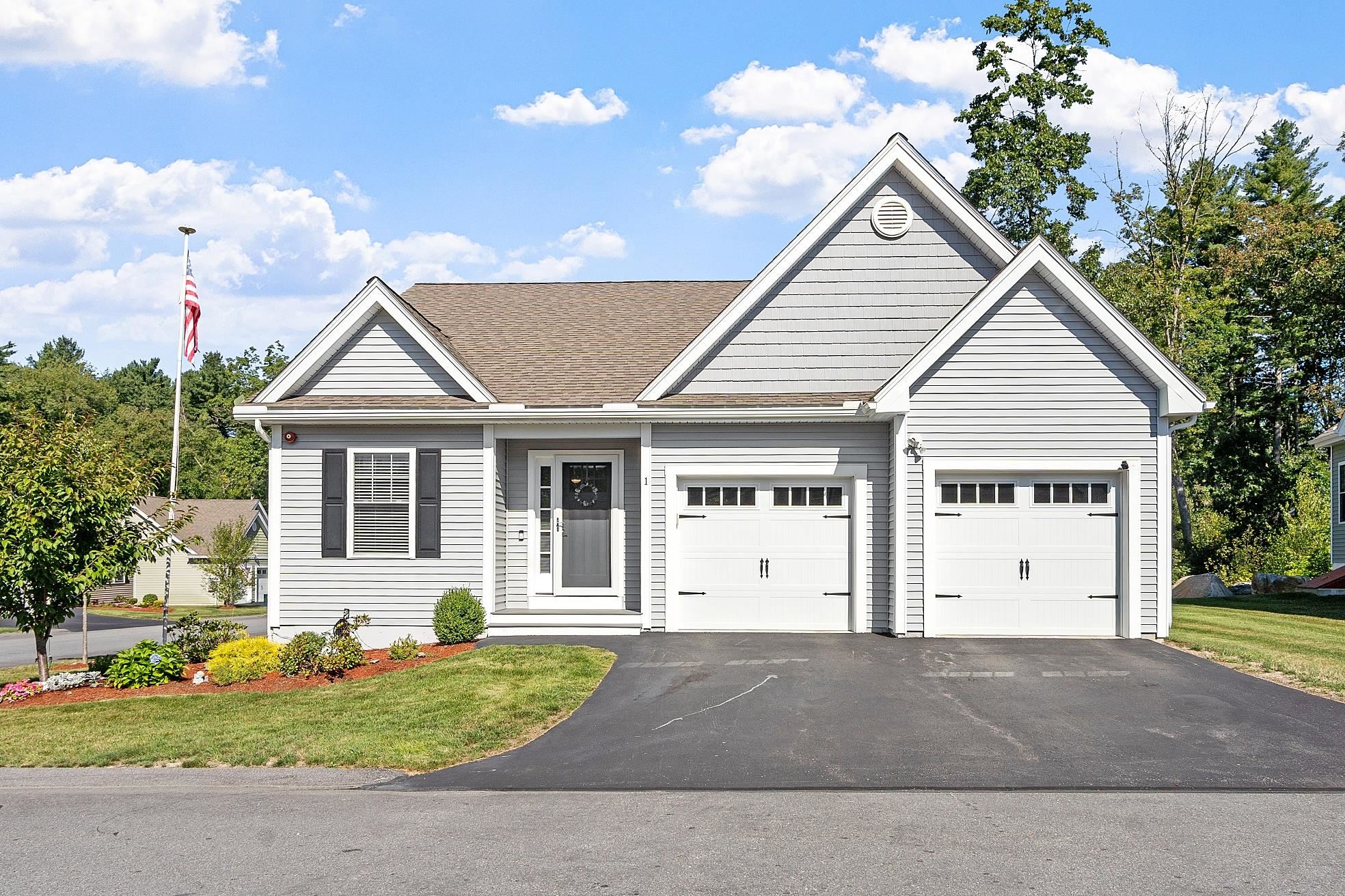 1 Redwood Road Unit: 216/28