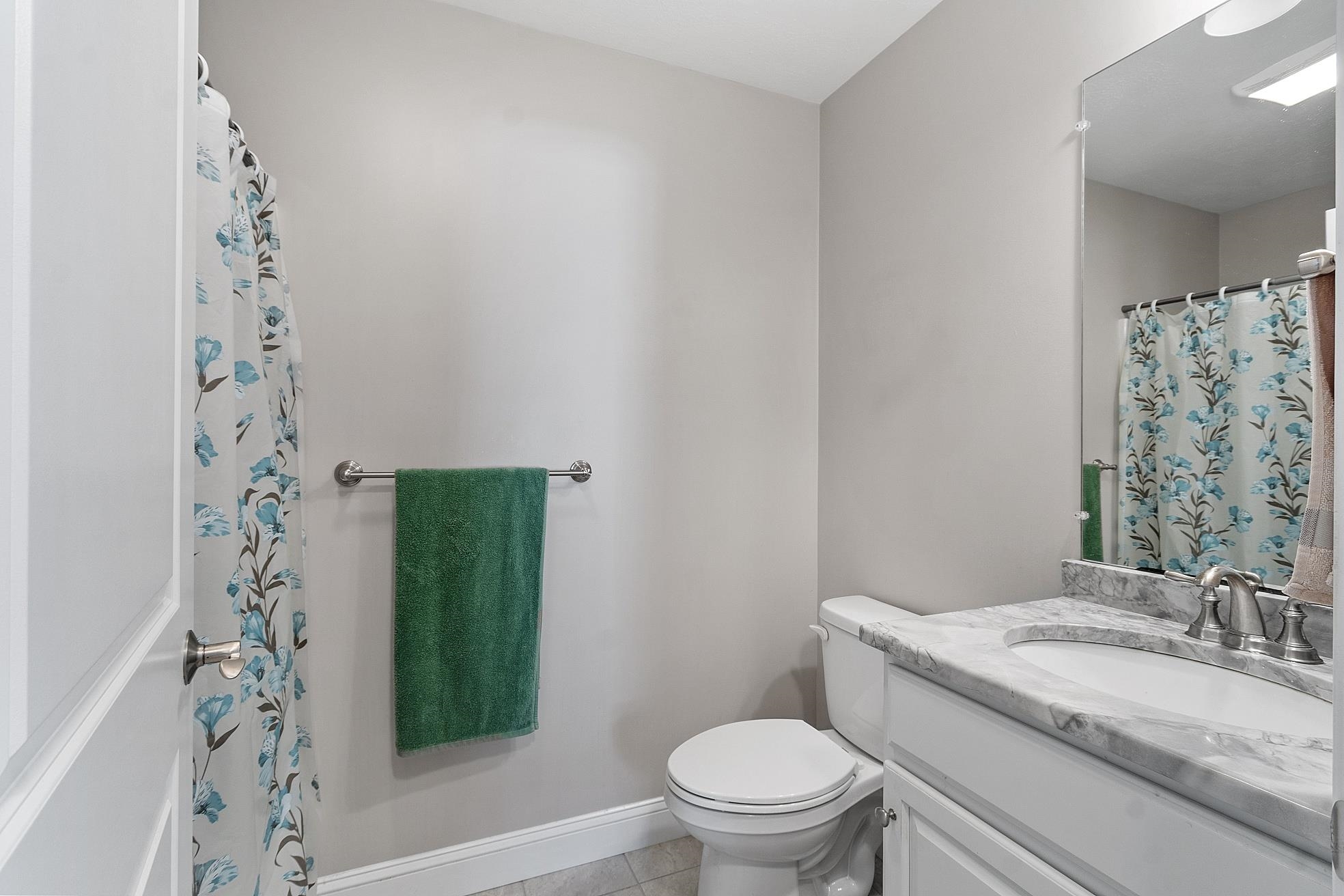 1 Redwood Road Unit: 216/28