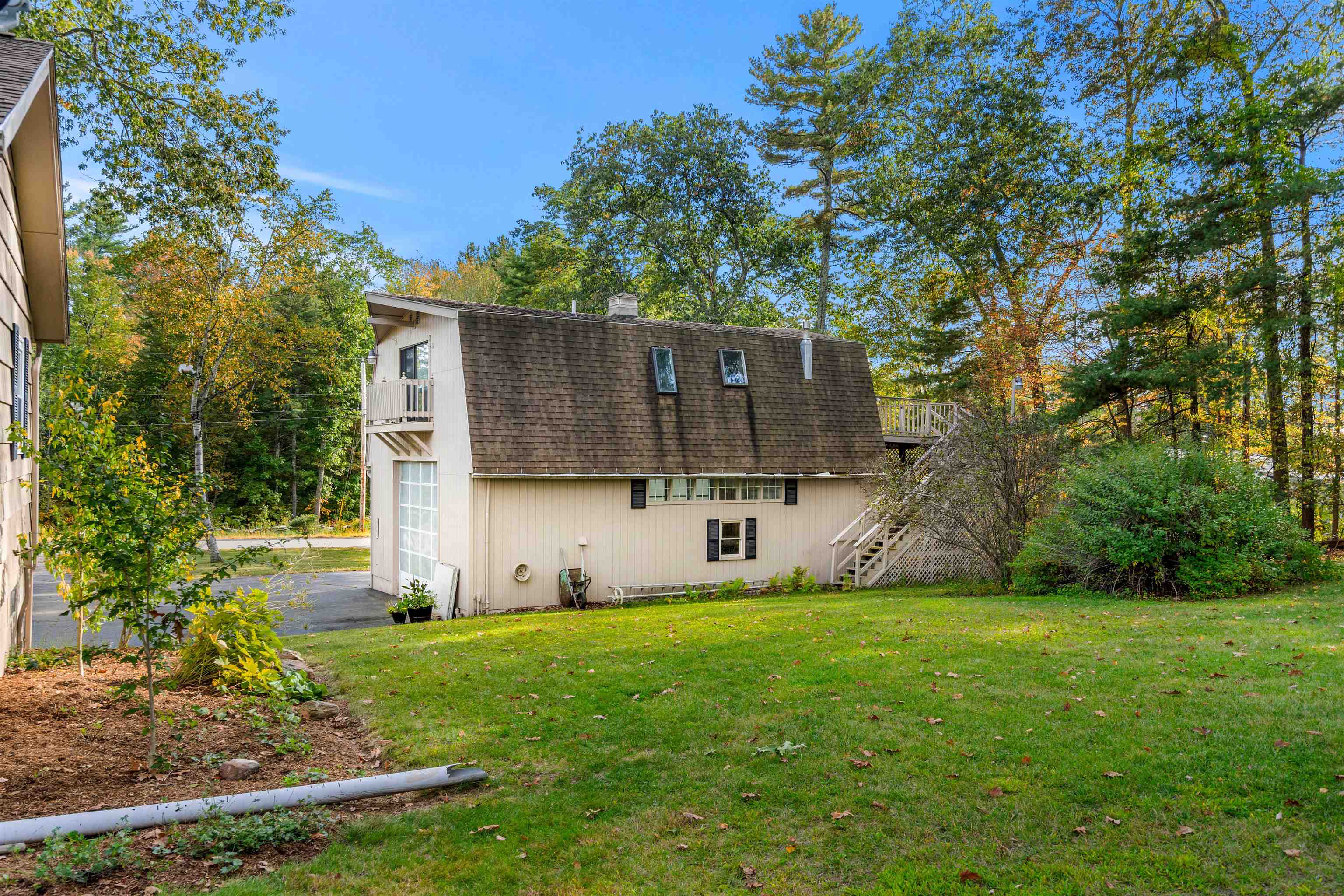 61 Hardy Road
