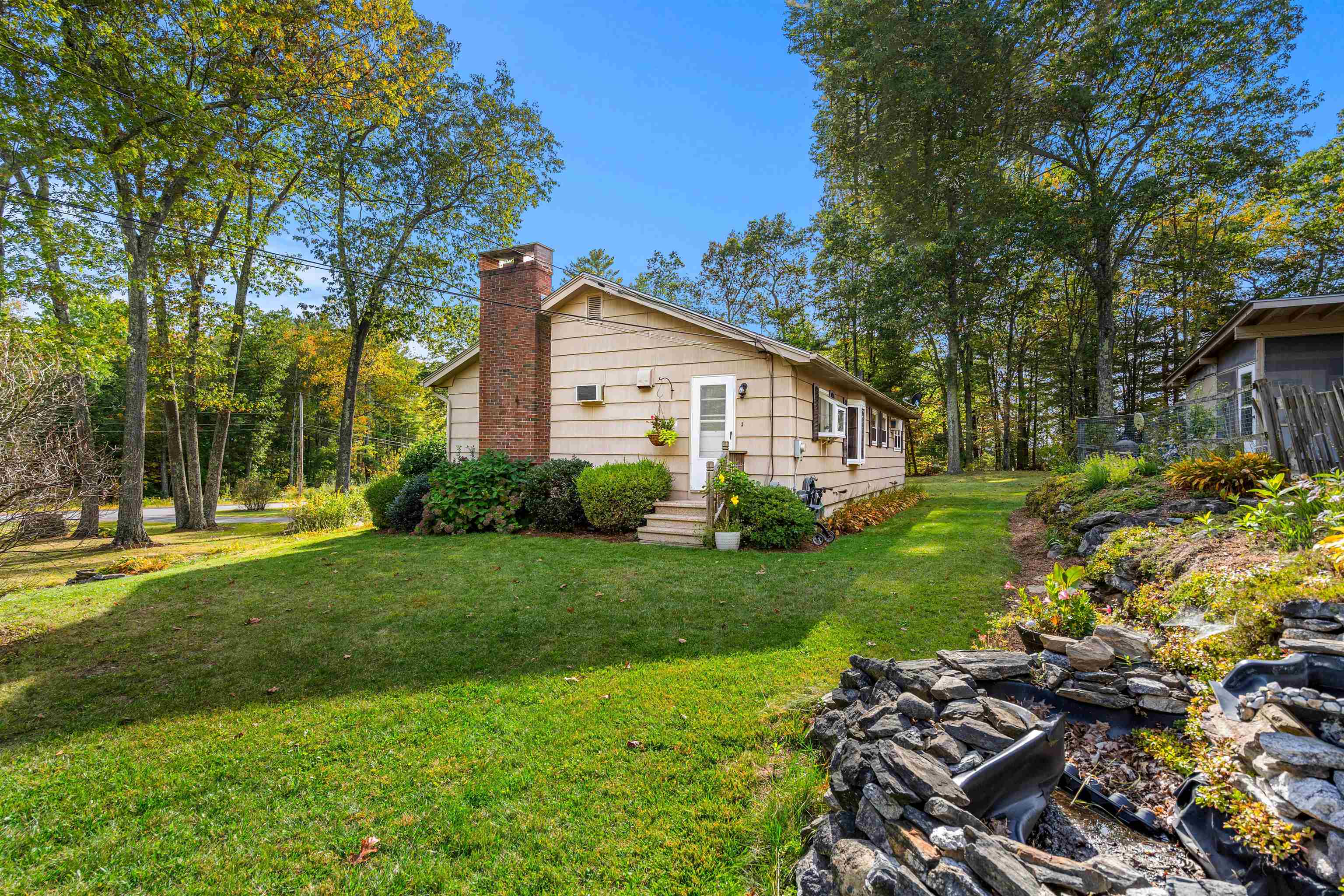 61 Hardy Road