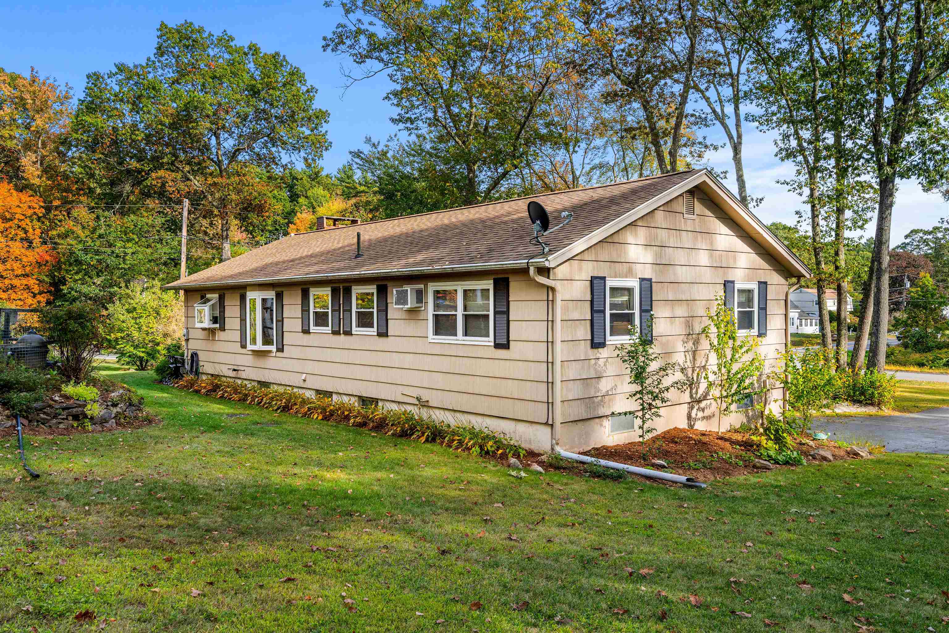 61 Hardy Road