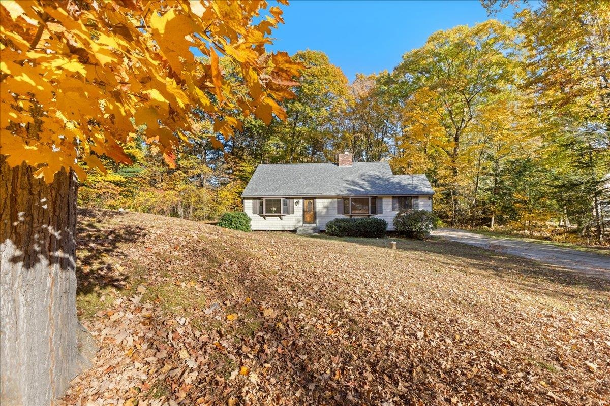 18 Royal Range Road