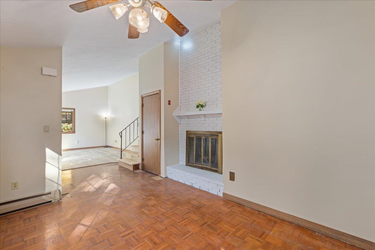 18 Royal Range Road