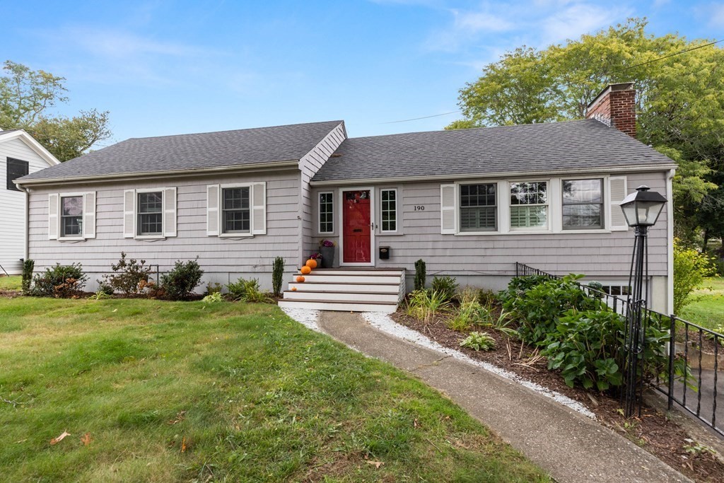 190 Low St