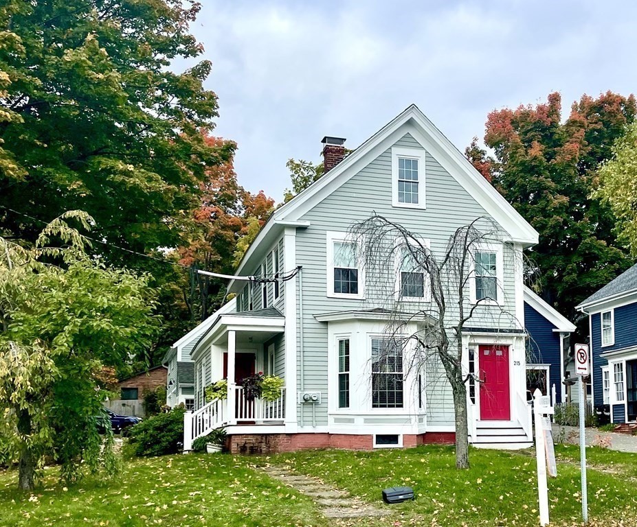 213 Main St # B